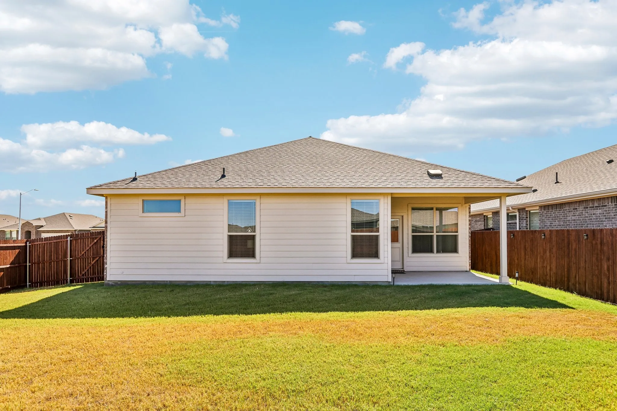 Single Family Residence For Sale in Denton County , 617 Amber Fields Drive, Krum, Texas 76249, 4 Bedroom, 2 Bathroom, 2 Garage spaces, 1,773 Sqft, built in 2025, mls#21389579, Real Estate Agent in Krum, Homes For Sale in Denton county, Homes For Sale in Krum, Realtor in Krum Texas, Real Estate Brokerage Independent Realty Texas, Luminita Cordes Realtor