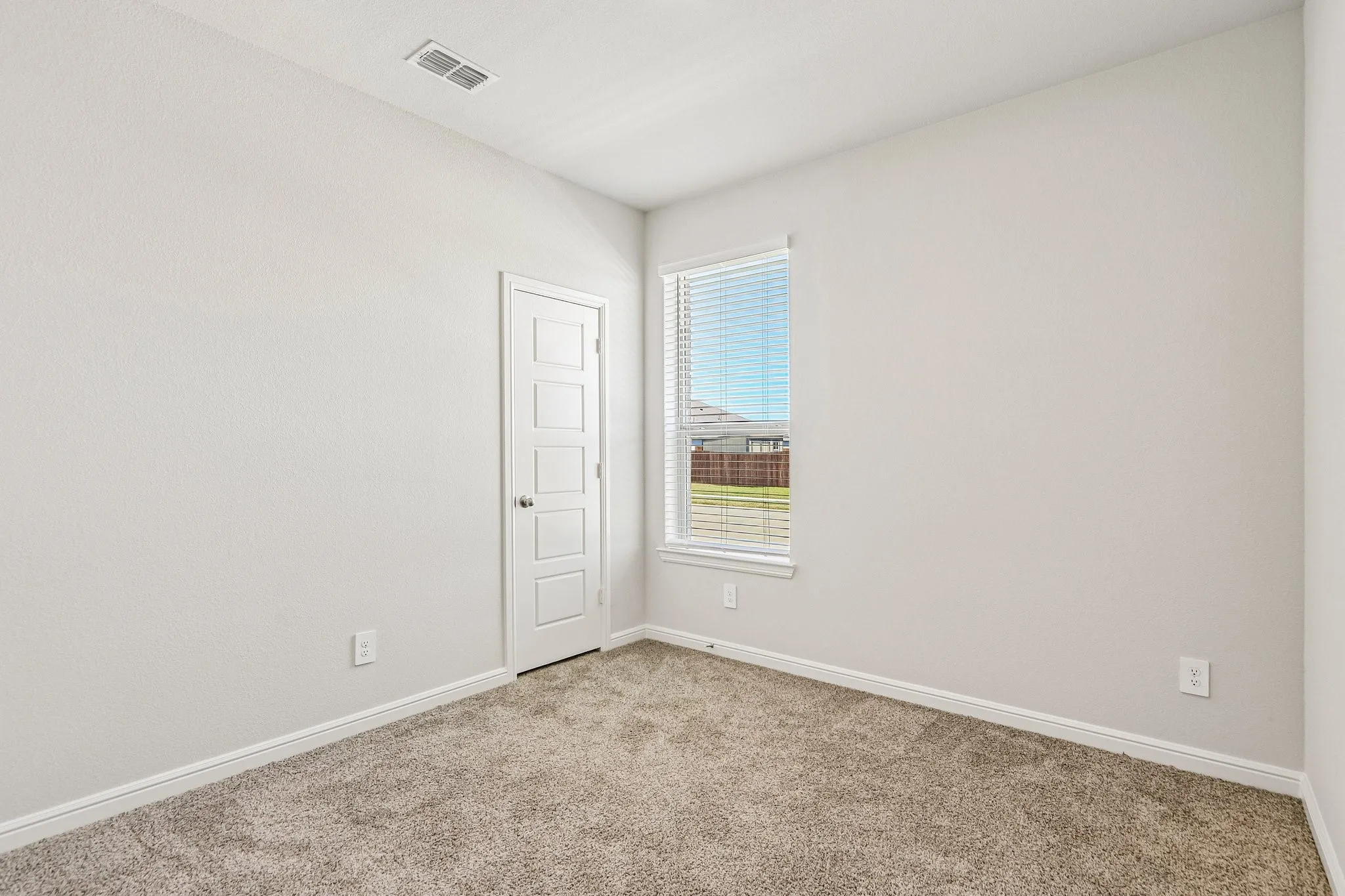 Single Family Residence For Sale in Denton County , 617 Amber Fields Drive, Krum, Texas 76249, 4 Bedroom, 2 Bathroom, 2 Garage spaces, 1,773 Sqft, built in 2025, mls#21389579, Real Estate Agent in Krum, Homes For Sale in Denton county, Homes For Sale in Krum, Realtor in Krum Texas, Real Estate Brokerage Independent Realty Texas, Luminita Cordes Realtor
