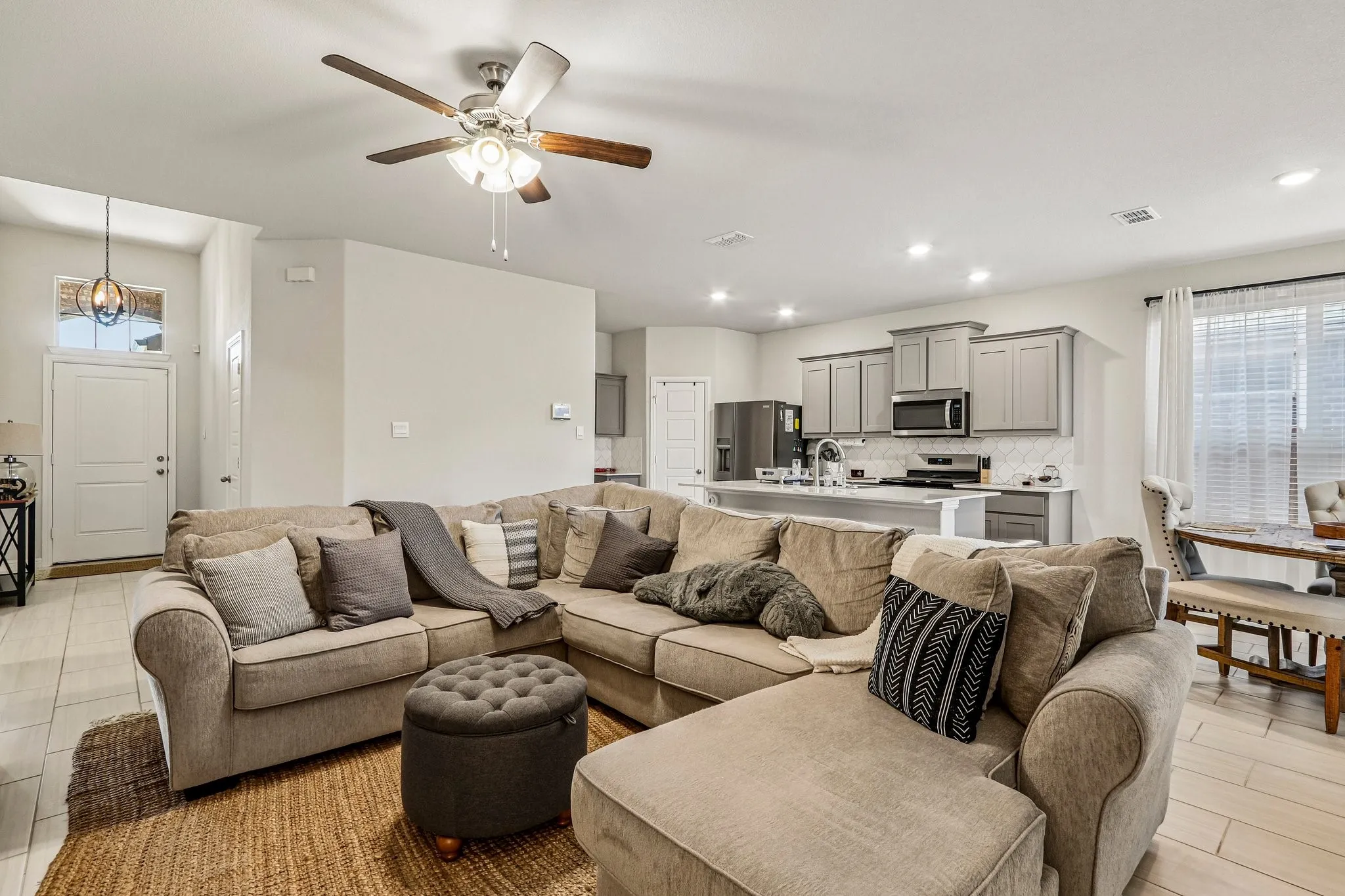 Single Family Residence For Sale in Denton County , 617 Amber Fields Drive, Krum, Texas 76249, 4 Bedroom, 2 Bathroom, 2 Garage spaces, 1,773 Sqft, built in 2025, mls#21389579, Real Estate Agent in Krum, Homes For Sale in Denton county, Homes For Sale in Krum, Realtor in Krum Texas, Real Estate Brokerage Independent Realty Texas, Luminita Cordes Realtor