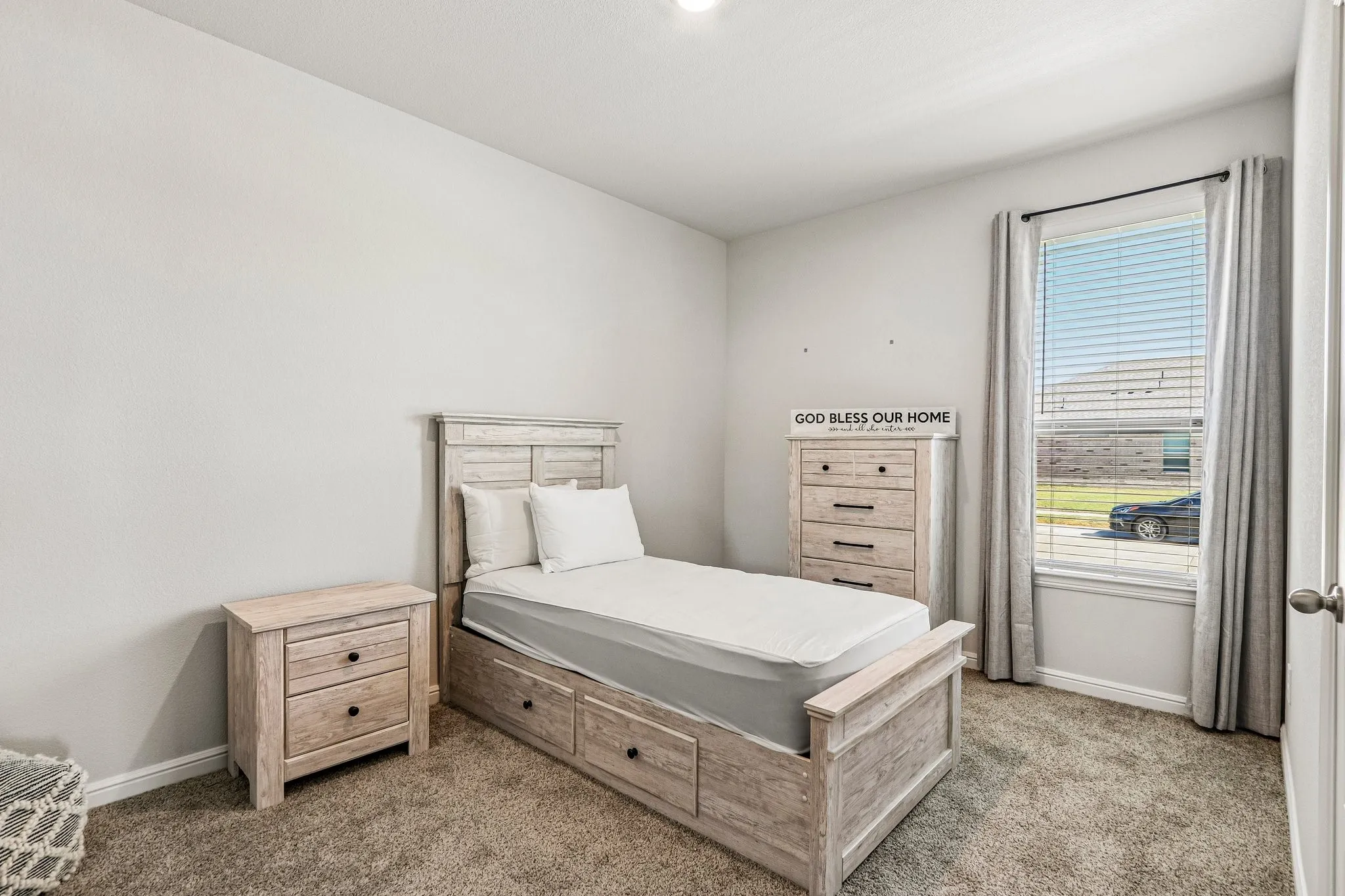 Single Family Residence For Sale in Denton County , 617 Amber Fields Drive, Krum, Texas 76249, 4 Bedroom, 2 Bathroom, 2 Garage spaces, 1,773 Sqft, built in 2025, mls#21389579, Real Estate Agent in Krum, Homes For Sale in Denton county, Homes For Sale in Krum, Realtor in Krum Texas, Real Estate Brokerage Independent Realty Texas, Luminita Cordes Realtor