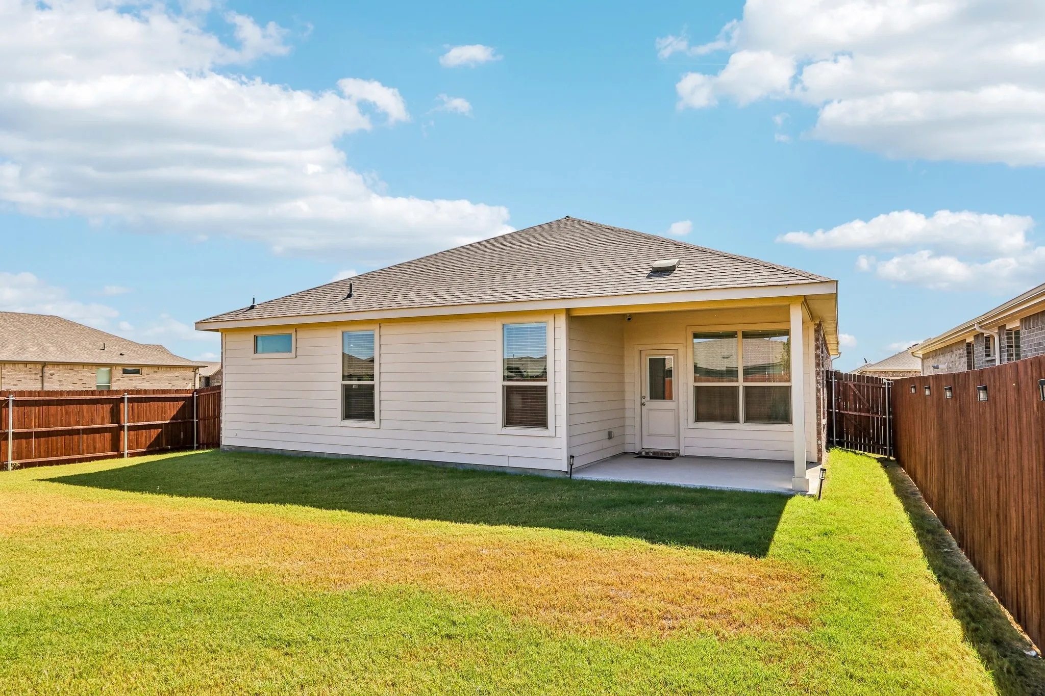 Single Family Residence For Sale in Denton County , 617 Amber Fields Drive, Krum, Texas 76249, 4 Bedroom, 2 Bathroom, 2 Garage spaces, 1,773 Sqft, built in 2025, mls#21389579, Real Estate Agent in Krum, Homes For Sale in Denton county, Homes For Sale in Krum, Realtor in Krum Texas, Real Estate Brokerage Independent Realty Texas, Luminita Cordes Realtor