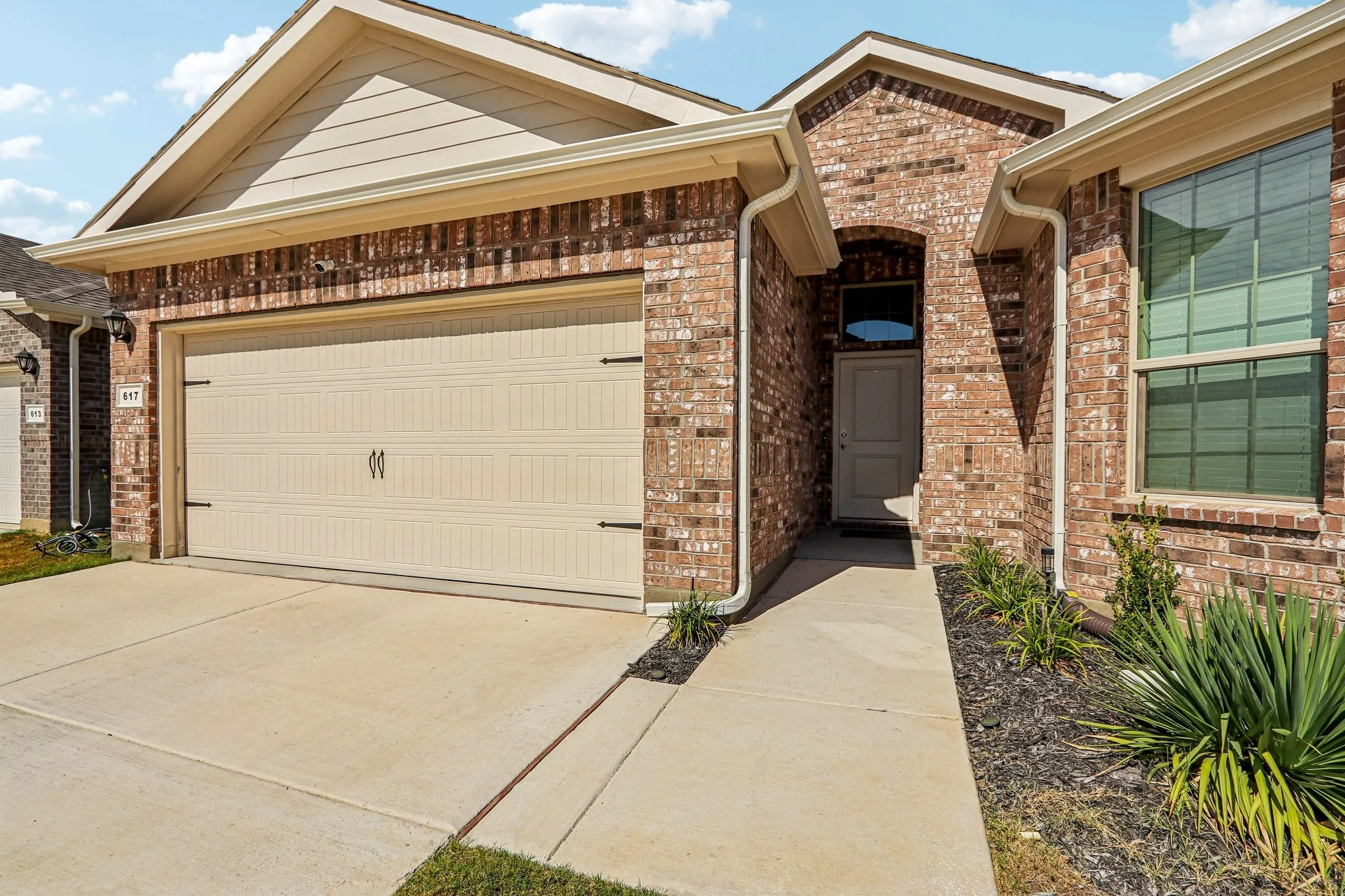 Single Family Residence For Sale in Denton County , 617 Amber Fields Drive, Krum, Texas 76249, 4 Bedroom, 2 Bathroom, 2 Garage spaces, 1,773 Sqft, built in 2025, mls#21389579, Real Estate Agent in Krum, Homes For Sale in Denton county, Homes For Sale in Krum, Realtor in Krum Texas, Real Estate Brokerage Independent Realty Texas, Luminita Cordes Realtor