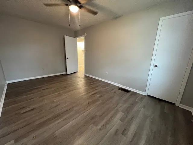 Duplex For Rent in Taylor County , 1019 Ruswood Drive 1017, Abilene, Texas 79601, 3 Bedroom, 2 Bathroom, 2 Garage spaces, 1,352 Sqft, built in 1976, mls#21397998, Real Estate Agent in Abilene, Homes For Rent in Taylor county, Homes For Rent in Abilene, Realtor in Abilene Texas, Real Estate Brokerage Independent Realty Texas, Luminita Cordes Realtor