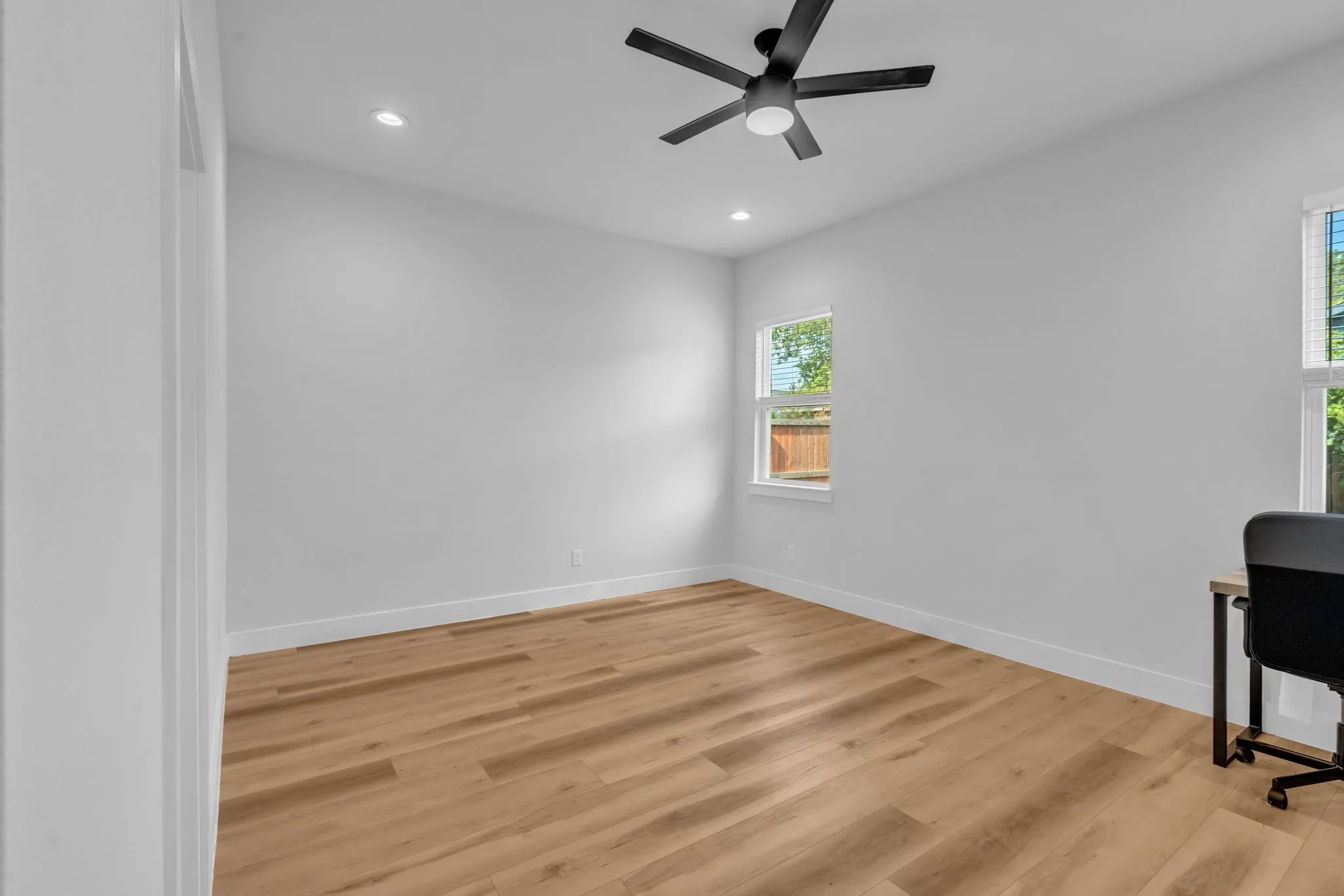 Single Family Residence For Sale in Dallas County , 2731 Maurine F. Bailey Way, Dallas, Texas 75215, 3 Bedroom, 3 Bathroom, 2 Garage spaces, 1,650 Sqft, built in 2023, mls#21397668, Real Estate Agent in Dallas, Homes For Sale in Dallas county, Homes For Sale in Dallas, Realtor in Dallas Texas, Real Estate Brokerage Independent Realty Texas, Luminita Cordes Realtor