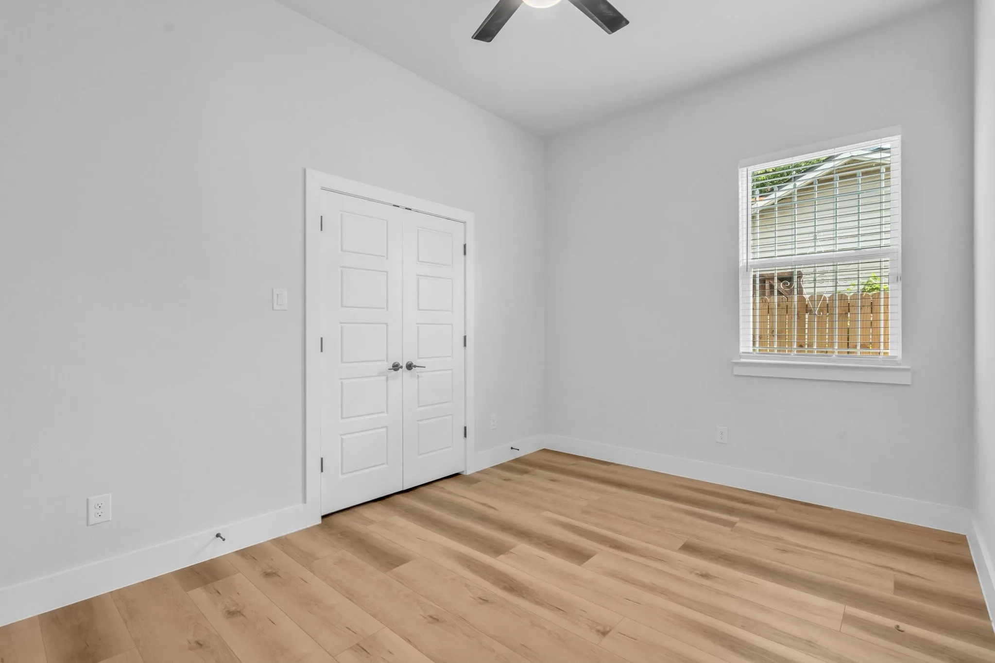 Single Family Residence For Sale in Dallas County , 2731 Maurine F. Bailey Way, Dallas, Texas 75215, 3 Bedroom, 3 Bathroom, 2 Garage spaces, 1,650 Sqft, built in 2023, mls#21397668, Real Estate Agent in Dallas, Homes For Sale in Dallas county, Homes For Sale in Dallas, Realtor in Dallas Texas, Real Estate Brokerage Independent Realty Texas, Luminita Cordes Realtor