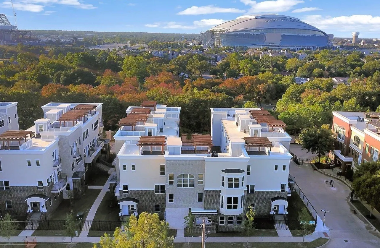 Townhouse For Rent in Tarrant County , 1209 Beaconsfield Lane 506, Arlington, Texas 76011, 3 Bedroom, 3 Bathroom, 2 Garage spaces, 2,334 Sqft, built in 2018, mls#21398015, Real Estate Agent in Arlington, Homes For Rent in Tarrant county, Homes For Rent in Arlington, Realtor in Arlington Texas, Real Estate Brokerage Independent Realty Texas, Luminita Cordes Realtor