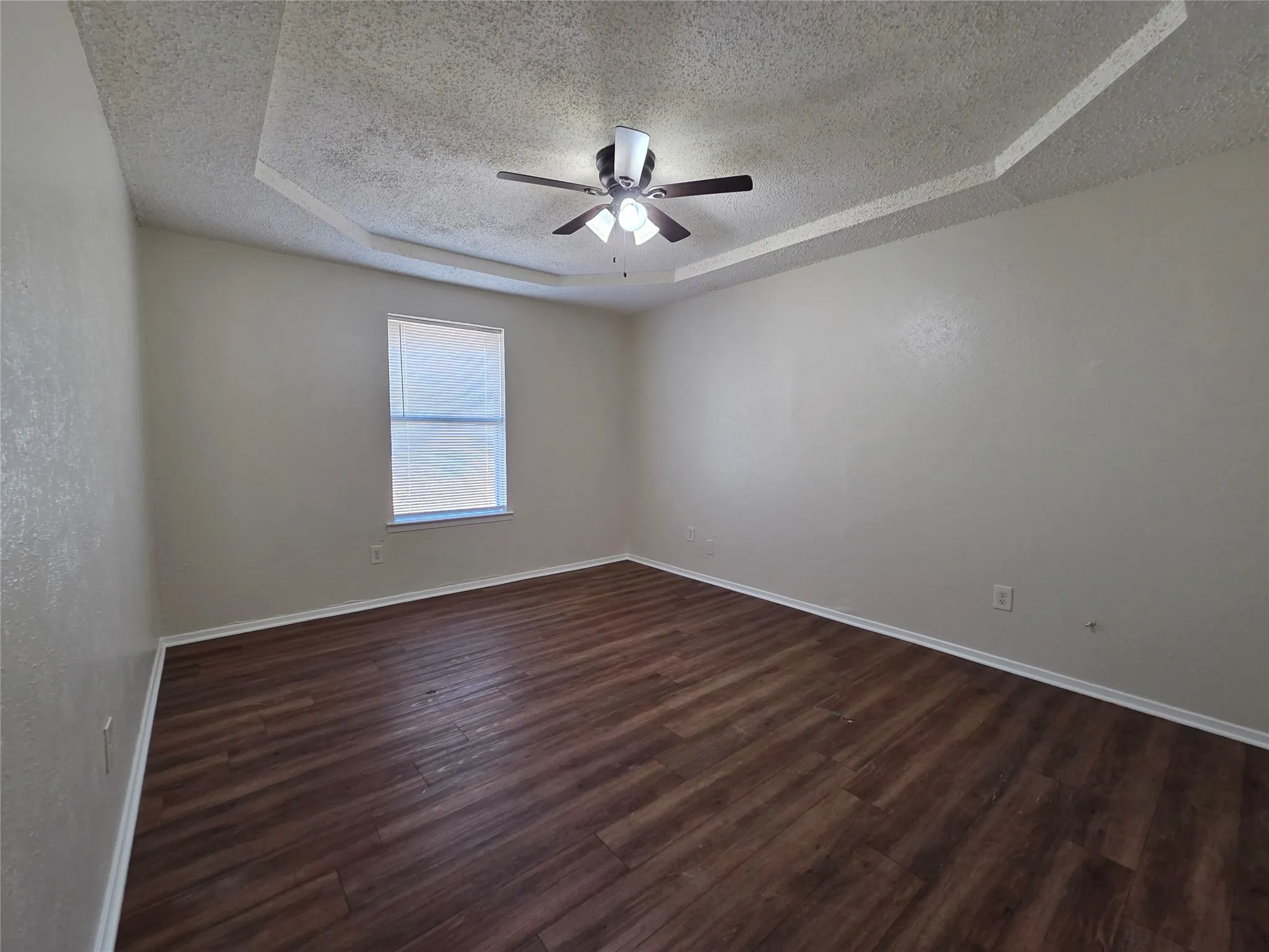 Duplex For Rent in Dallas County , 506 E Simonds Road, Seagoville, Texas 75159, 2 Bedroom, 1 Bathroom, Garage spaces, 912 Sqft, built in 1980, mls#21397594, Real Estate Agent in Seagoville, Homes For Rent in Dallas county, Homes For Rent in Seagoville, Realtor in Seagoville Texas, Real Estate Brokerage Independent Realty Texas, Luminita Cordes Realtor