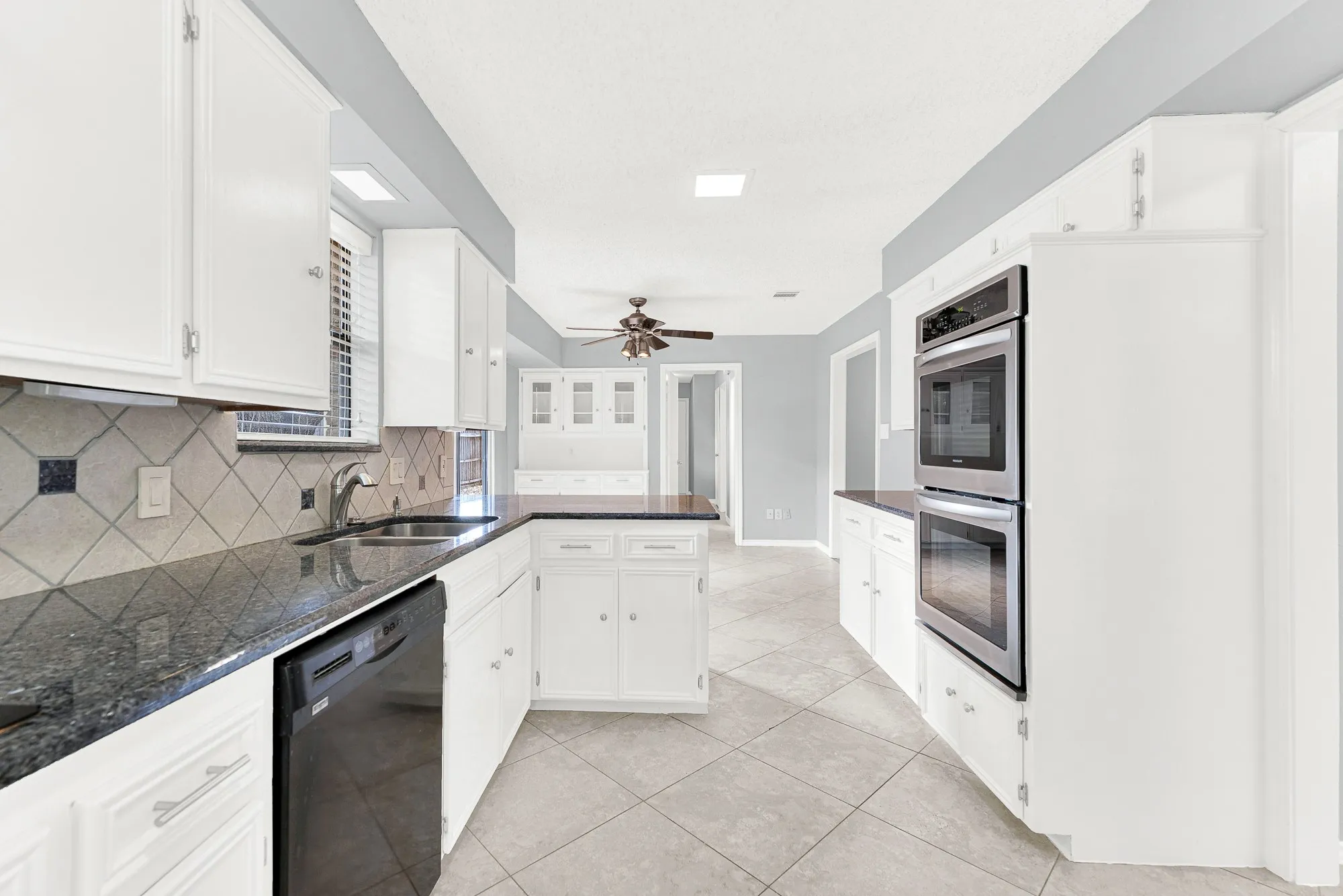 Single Family Residence For Rent in Collin County , 4109 WHIPPOORWILL Lane, Plano, Texas 75093, 4 Bedroom, 3 Bathroom, 2 Garage spaces, 2,612 Sqft, built in 1982, mls#21396507, Real Estate Agent in Plano, Homes For Rent in Collin county, Homes For Rent in Plano, Realtor in Plano Texas, Real Estate Brokerage Independent Realty Texas, Luminita Cordes Realtor