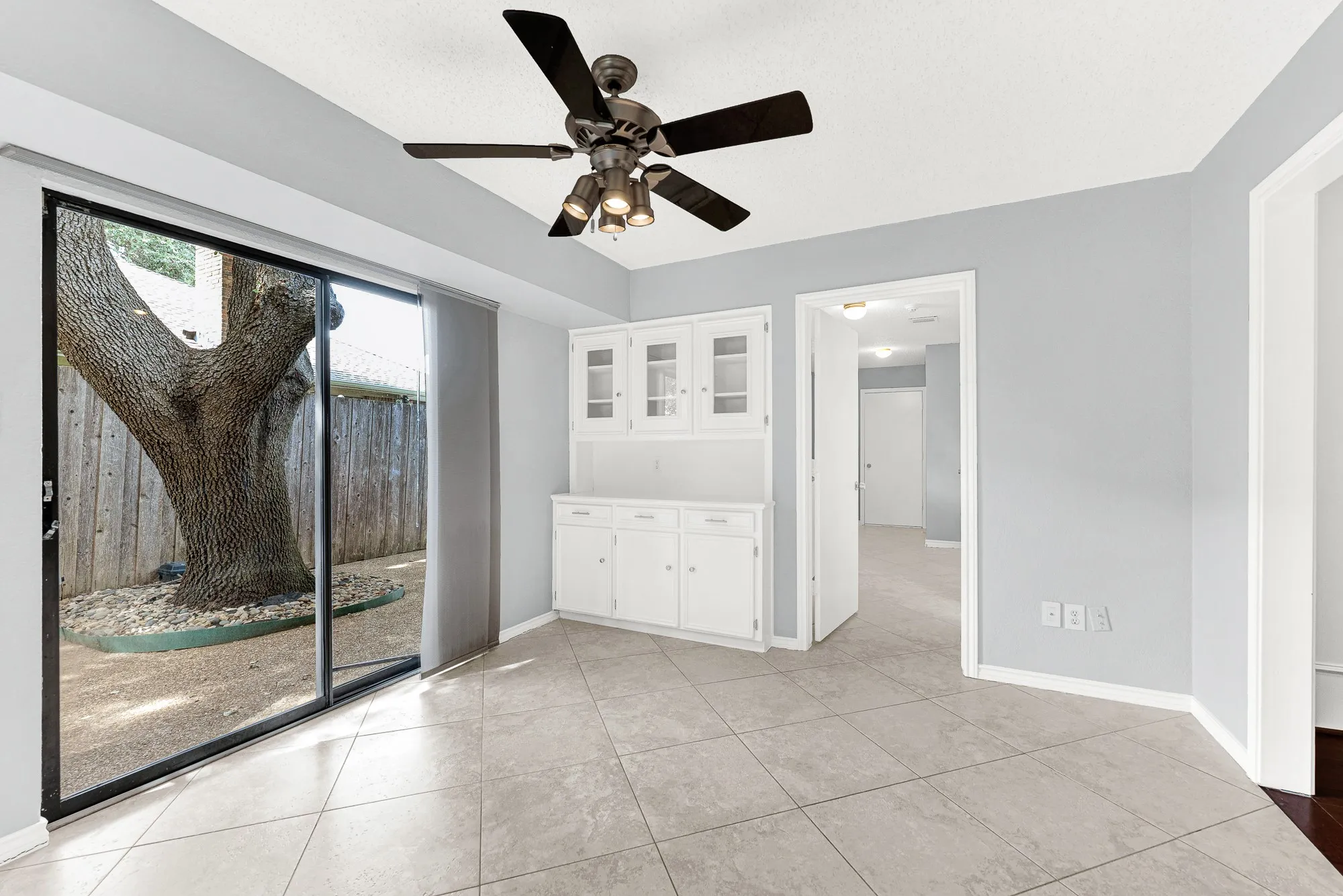 Single Family Residence For Rent in Collin County , 4109 WHIPPOORWILL Lane, Plano, Texas 75093, 4 Bedroom, 3 Bathroom, 2 Garage spaces, 2,612 Sqft, built in 1982, mls#21396507, Real Estate Agent in Plano, Homes For Rent in Collin county, Homes For Rent in Plano, Realtor in Plano Texas, Real Estate Brokerage Independent Realty Texas, Luminita Cordes Realtor