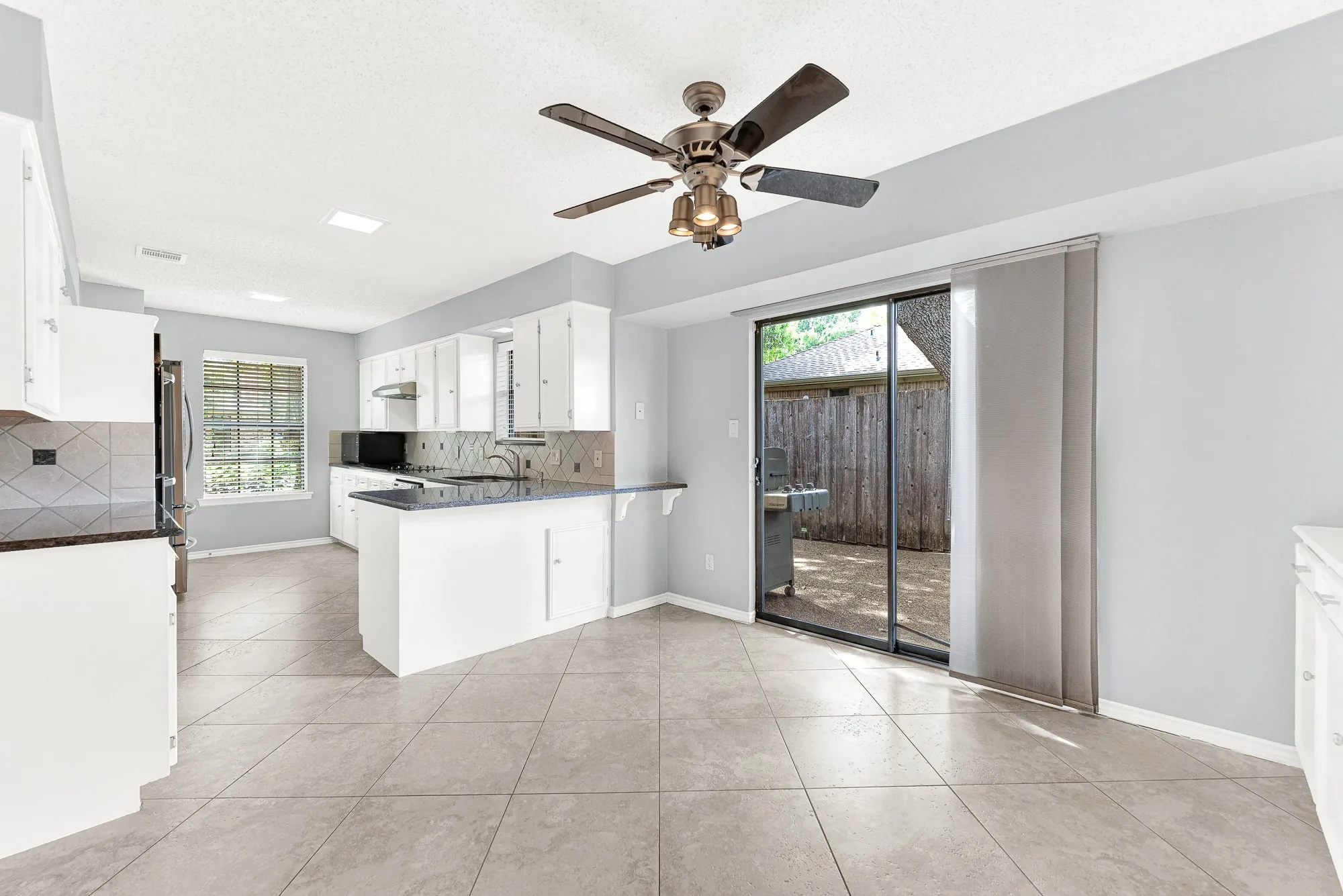 Single Family Residence For Rent in Collin County , 4109 WHIPPOORWILL Lane, Plano, Texas 75093, 4 Bedroom, 3 Bathroom, 2 Garage spaces, 2,612 Sqft, built in 1982, mls#21396507, Real Estate Agent in Plano, Homes For Rent in Collin county, Homes For Rent in Plano, Realtor in Plano Texas, Real Estate Brokerage Independent Realty Texas, Luminita Cordes Realtor
