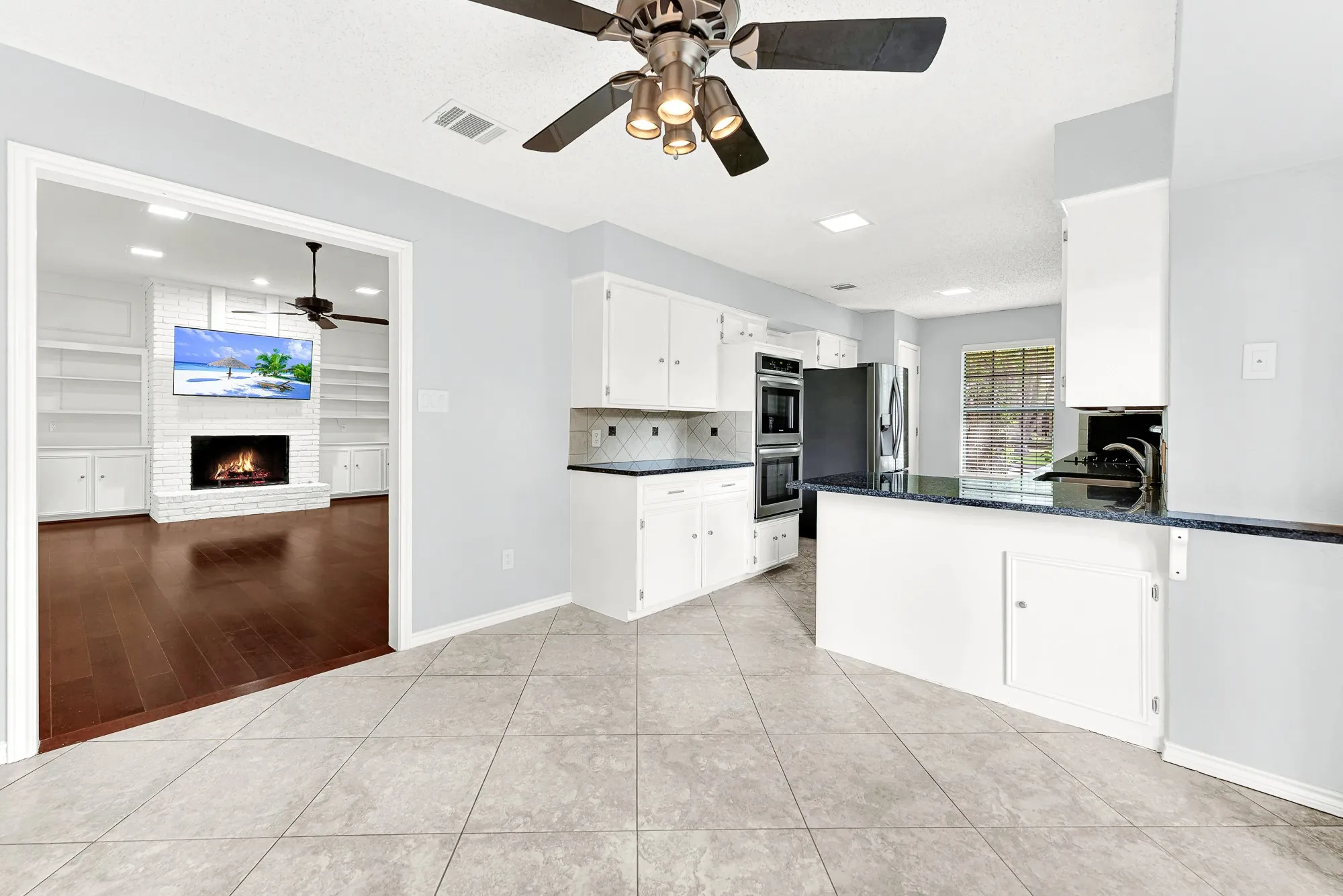 Single Family Residence For Rent in Collin County , 4109 WHIPPOORWILL Lane, Plano, Texas 75093, 4 Bedroom, 3 Bathroom, 2 Garage spaces, 2,612 Sqft, built in 1982, mls#21396507, Real Estate Agent in Plano, Homes For Rent in Collin county, Homes For Rent in Plano, Realtor in Plano Texas, Real Estate Brokerage Independent Realty Texas, Luminita Cordes Realtor
