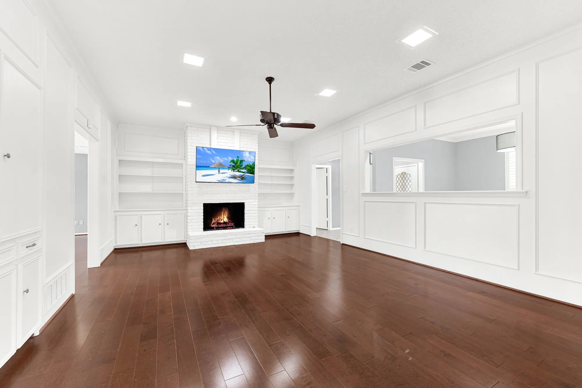 Single Family Residence For Rent in Collin County , 4109 WHIPPOORWILL Lane, Plano, Texas 75093, 4 Bedroom, 3 Bathroom, 2 Garage spaces, 2,612 Sqft, built in 1982, mls#21396507, Real Estate Agent in Plano, Homes For Rent in Collin county, Homes For Rent in Plano, Realtor in Plano Texas, Real Estate Brokerage Independent Realty Texas, Luminita Cordes Realtor