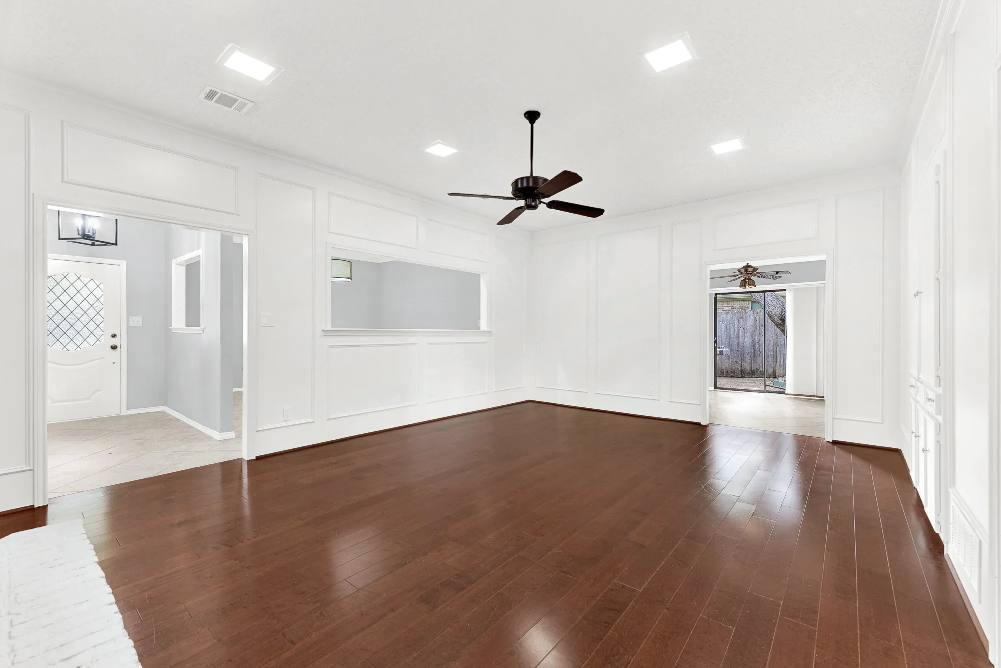 Single Family Residence For Rent in Collin County , 4109 WHIPPOORWILL Lane, Plano, Texas 75093, 4 Bedroom, 3 Bathroom, 2 Garage spaces, 2,612 Sqft, built in 1982, mls#21396507, Real Estate Agent in Plano, Homes For Rent in Collin county, Homes For Rent in Plano, Realtor in Plano Texas, Real Estate Brokerage Independent Realty Texas, Luminita Cordes Realtor