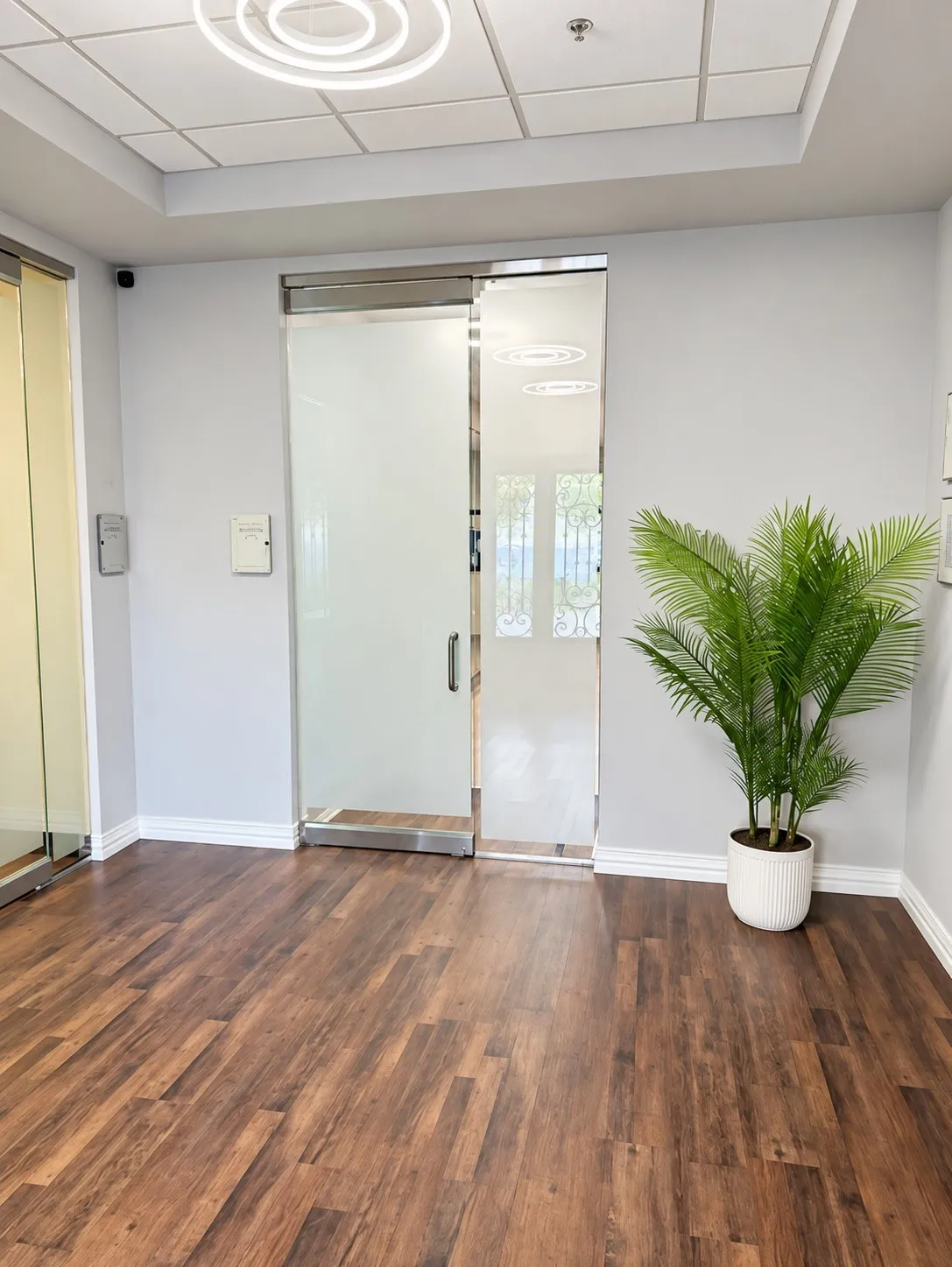 Office For Rent in Tarrant County , 97 Village Lane 150, Colleyville, Texas 76034, 0, 0, Garage spaces, 0 Sqft, built in 2016, mls#21398010, Real Estate Agent in Colleyville, Homes For Rent in Tarrant county, Homes For Rent in Colleyville, Realtor in Colleyville Texas, Real Estate Brokerage Independent Realty Texas, Luminita Cordes Realtor