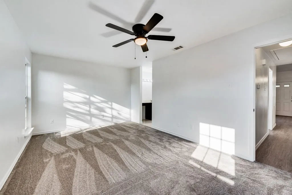 Duplex For Rent in Dallas County , 2445 Red River Street, Mesquite, Texas 75150, 2 Bedroom, 2 Bathroom, Garage spaces, 966 Sqft, built in 1983, mls#21397990, Real Estate Agent in Mesquite, Homes For Rent in Dallas county, Homes For Rent in Mesquite, Realtor in Mesquite Texas, Real Estate Brokerage Independent Realty Texas, Luminita Cordes Realtor
