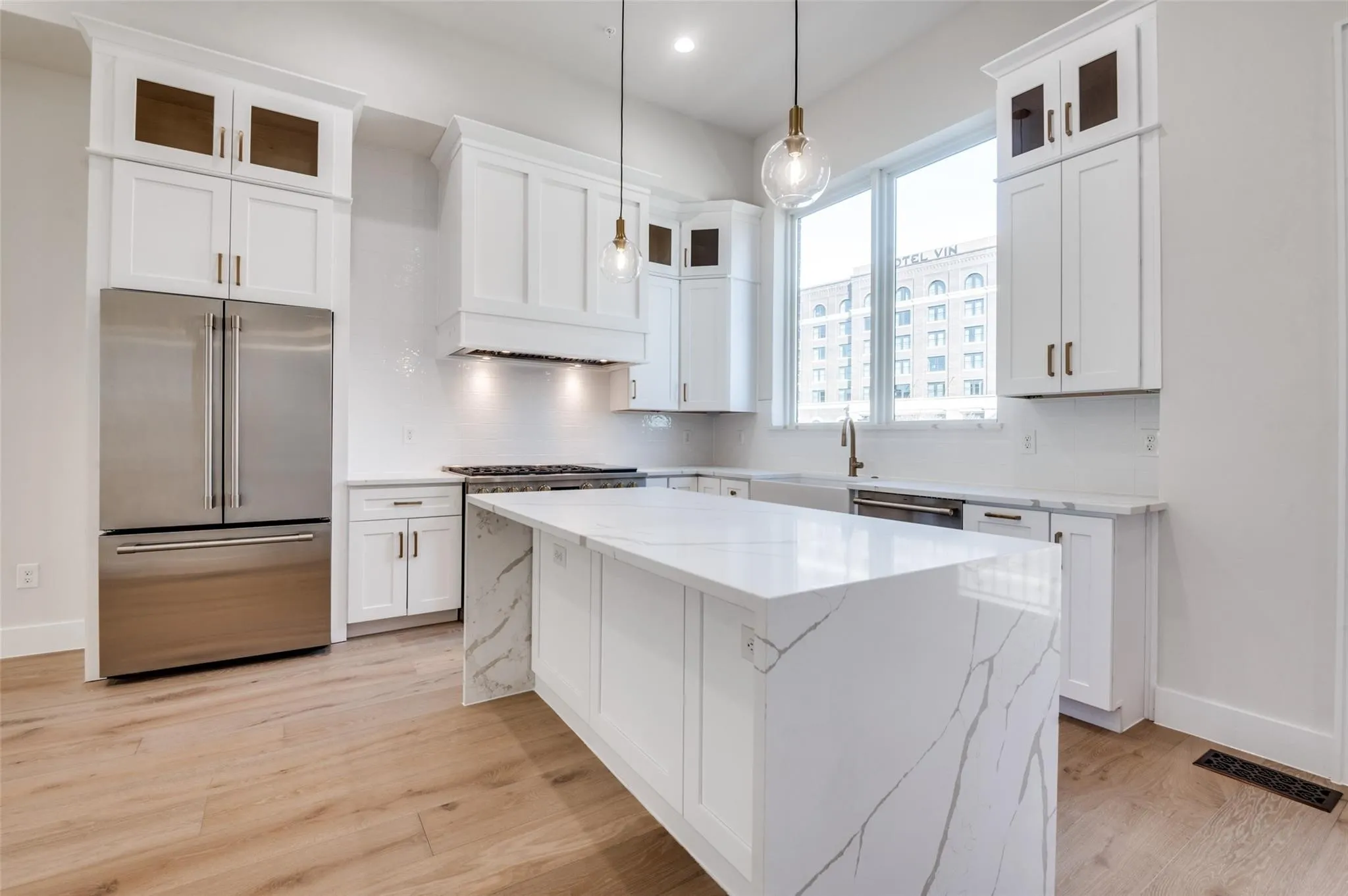 Condominium For Sale in Tarrant County , 250 E Dallas Street 112, Grapevine, Texas 76051, 3 Bedroom, 4 Bathroom, 2 Garage spaces, 2,827 Sqft, built in 2026, mls#21394128, Real Estate Agent in Grapevine, Homes For Sale in Tarrant county, Homes For Sale in Grapevine, Realtor in Grapevine Texas, Real Estate Brokerage Independent Realty Texas, Luminita Cordes Realtor