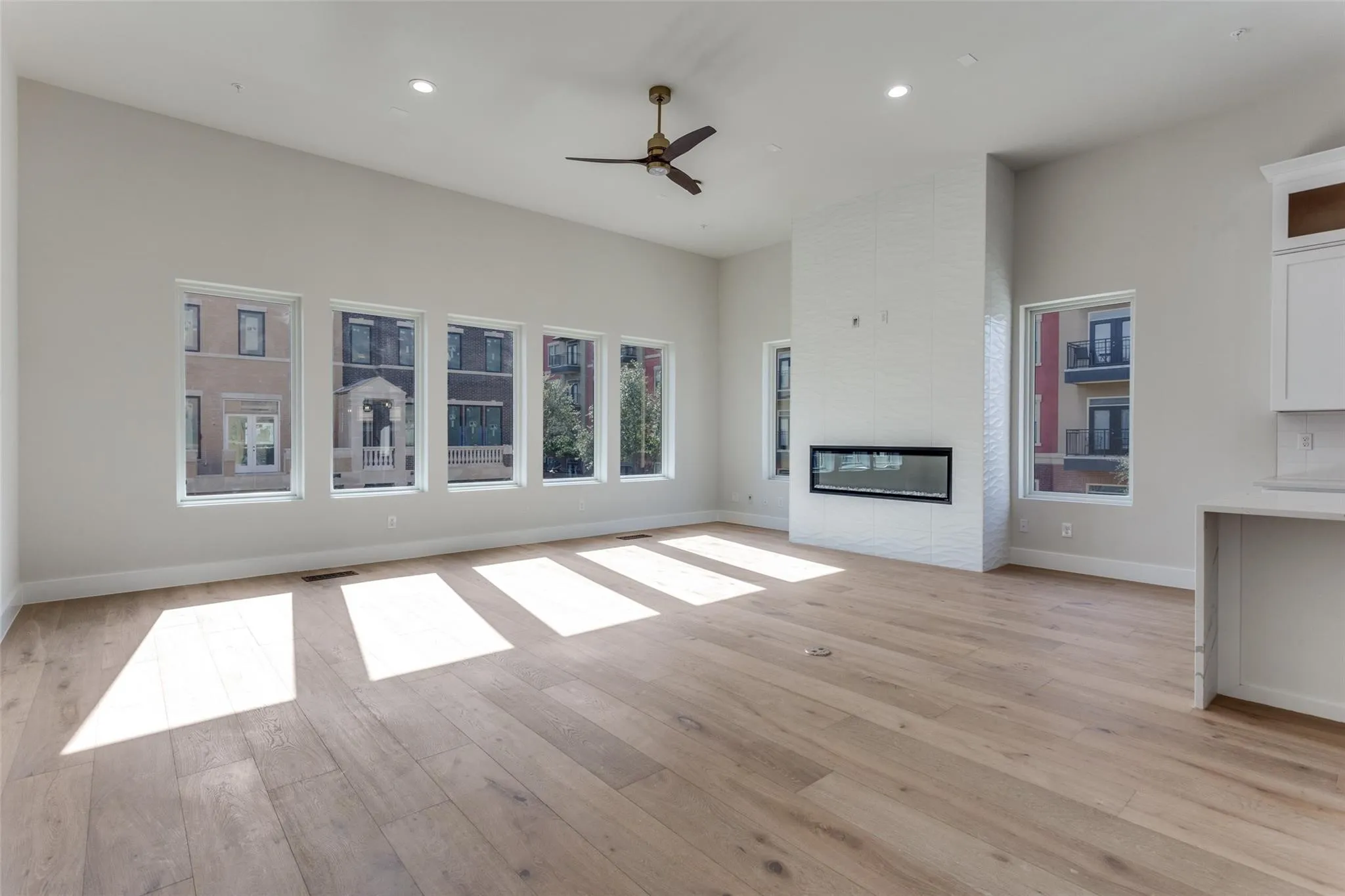 Condominium For Sale in Tarrant County , 250 E Dallas Street 114, Grapevine, Texas 76051, 3 Bedroom, 4 Bathroom, 2 Garage spaces, 2,638 Sqft, built in 2026, mls#21397324, Real Estate Agent in Grapevine, Homes For Sale in Tarrant county, Homes For Sale in Grapevine, Realtor in Grapevine Texas, Real Estate Brokerage Independent Realty Texas, Luminita Cordes Realtor