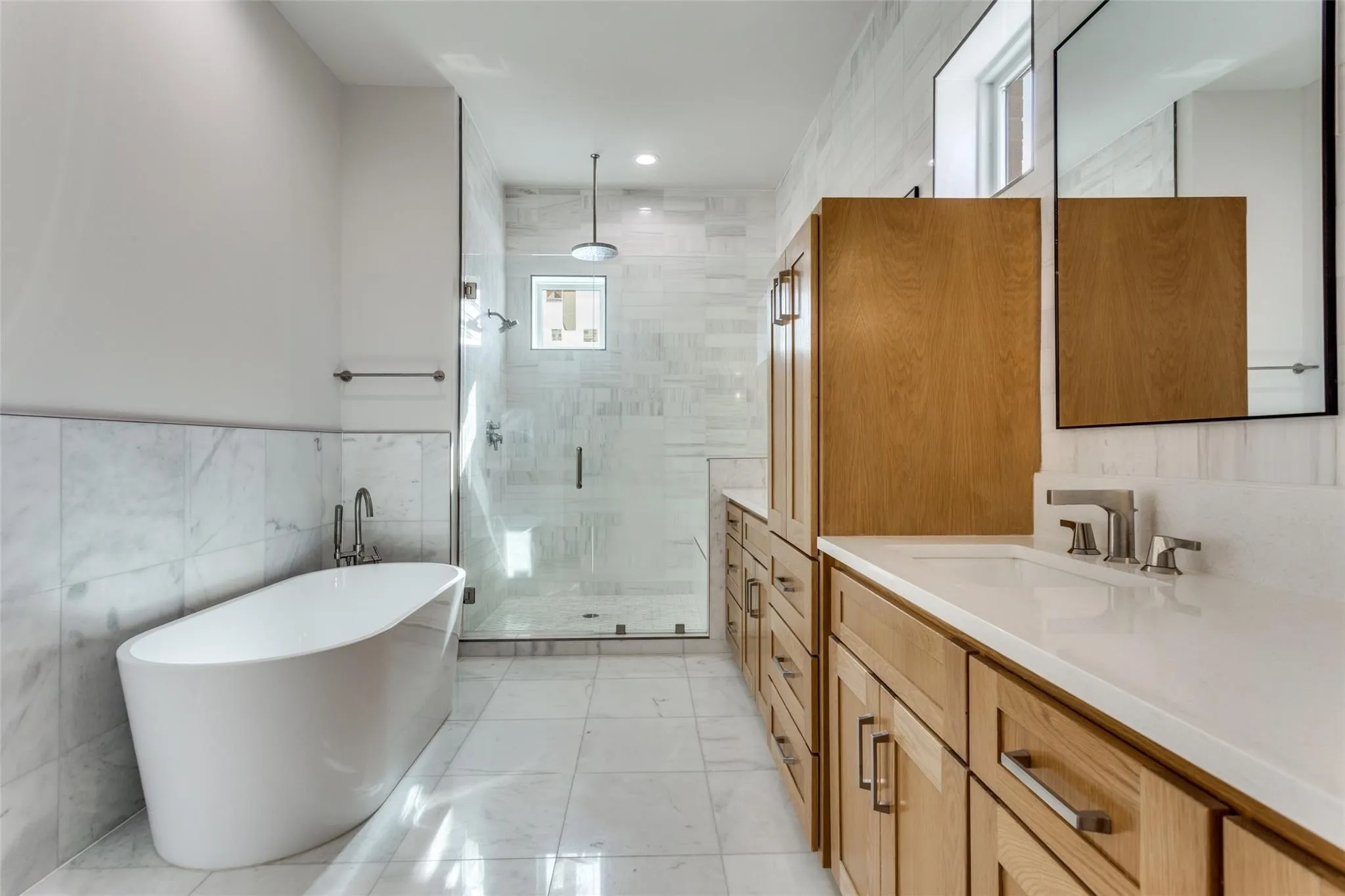 Condominium For Sale in Tarrant County , 250 E Dallas Street 114, Grapevine, Texas 76051, 3 Bedroom, 4 Bathroom, 2 Garage spaces, 2,638 Sqft, built in 2026, mls#21397324, Real Estate Agent in Grapevine, Homes For Sale in Tarrant county, Homes For Sale in Grapevine, Realtor in Grapevine Texas, Real Estate Brokerage Independent Realty Texas, Luminita Cordes Realtor