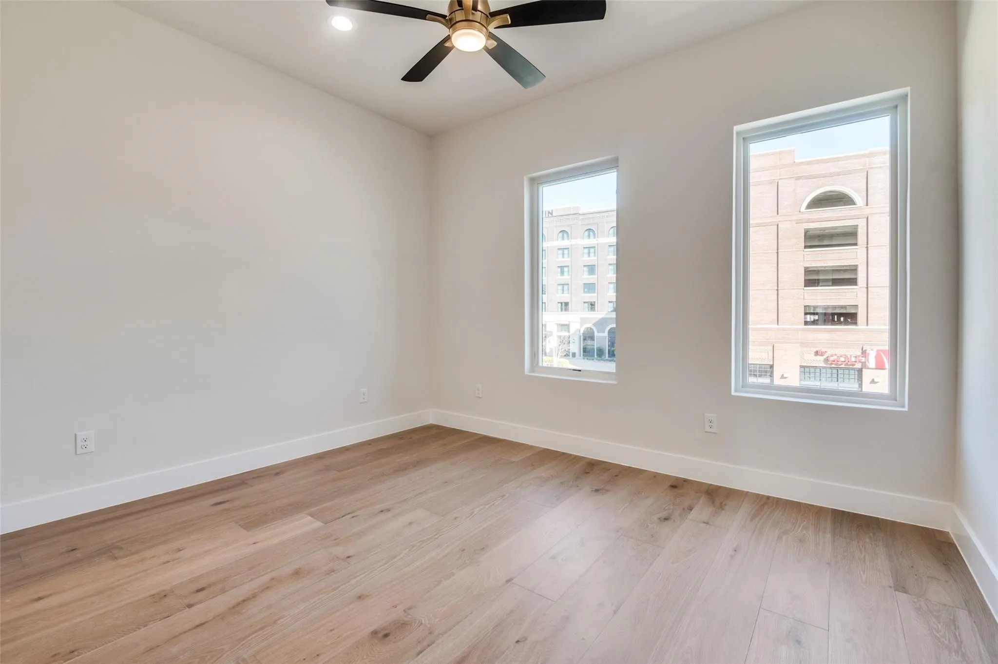 Condominium For Sale in Tarrant County , 250 E Dallas Street 124, Grapevine, Texas 76051, 3 Bedroom, 4 Bathroom, 2 Garage spaces, 2,638 Sqft, built in 2026, mls#21397325, Real Estate Agent in Grapevine, Homes For Sale in Tarrant county, Homes For Sale in Grapevine, Realtor in Grapevine Texas, Real Estate Brokerage Independent Realty Texas, Luminita Cordes Realtor
