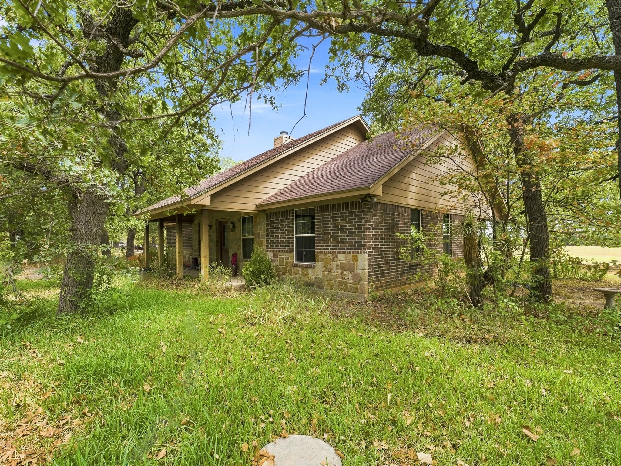 Single Family Residence For Sale in Wise County , 477 County Road 1550, Chico, Texas 76431, 3 Bedroom, 2 Bathroom, Garage spaces, 1,143 Sqft, built in 2017, mls#21397420, Real Estate Agent in Chico, Homes For Sale in Wise county, Homes For Sale in Chico, Realtor in Chico Texas, Real Estate Brokerage Independent Realty Texas, Luminita Cordes Realtor