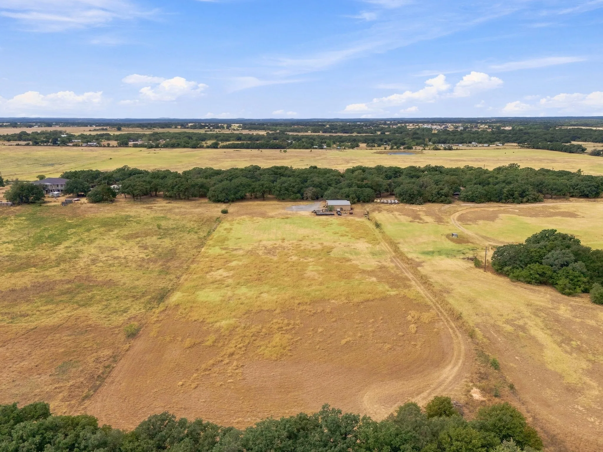 Single Family Residence For Sale in Wise County , 477 County Road 1550, Chico, Texas 76431, 3 Bedroom, 2 Bathroom, Garage spaces, 1,143 Sqft, built in 2017, mls#21397420, Real Estate Agent in Chico, Homes For Sale in Wise county, Homes For Sale in Chico, Realtor in Chico Texas, Real Estate Brokerage Independent Realty Texas, Luminita Cordes Realtor