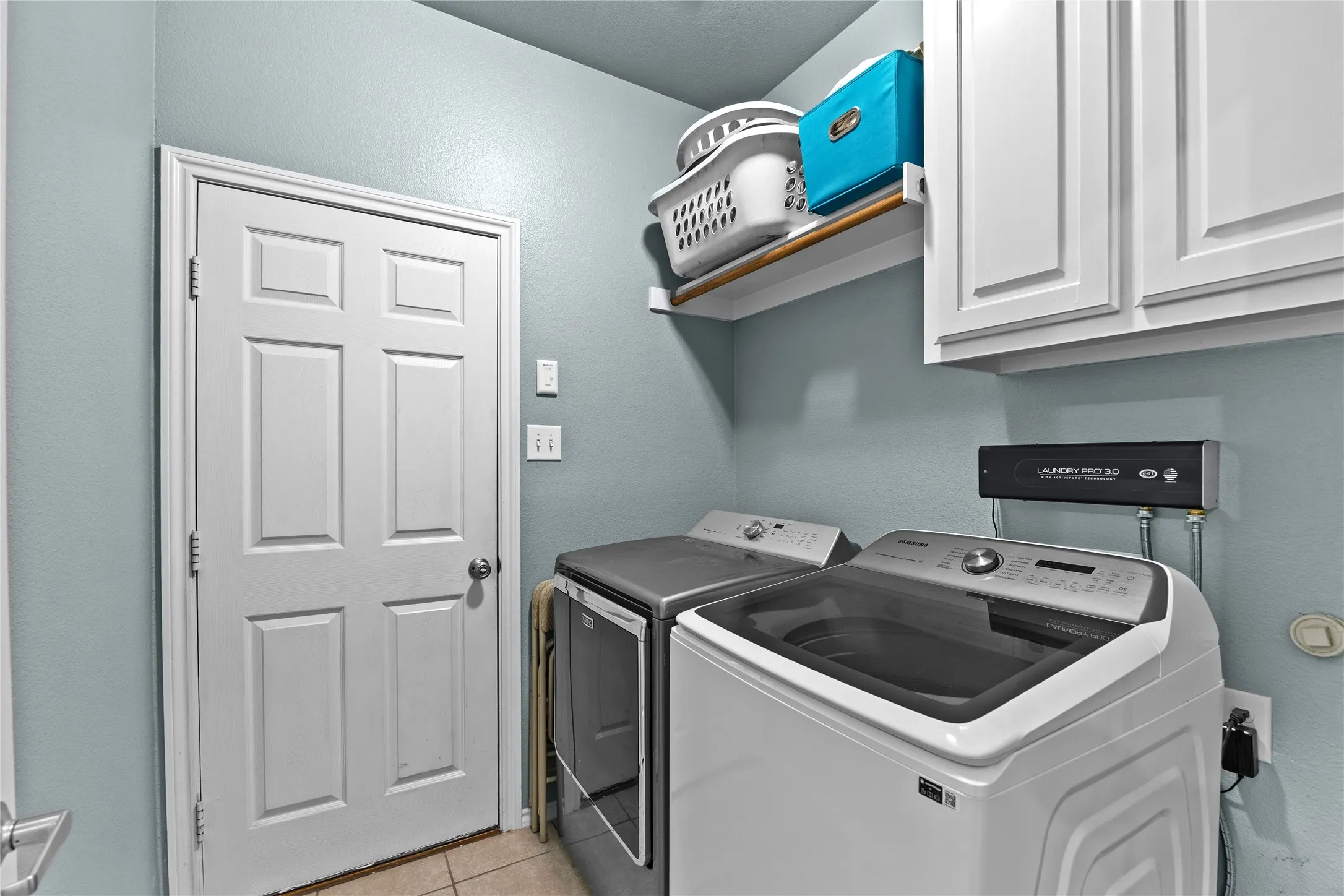 Single Family Residence For Sale in Denton County , 2402 Mallory Drive, Corinth, Texas 76210, 4 Bedroom, 3 Bathroom, 2 Garage spaces, 2,817 Sqft, built in 2004, mls#21398066, Real Estate Agent in Corinth, Homes For Sale in Denton county, Homes For Sale in Corinth, Realtor in Corinth Texas, Real Estate Brokerage Independent Realty Texas, Luminita Cordes Realtor
