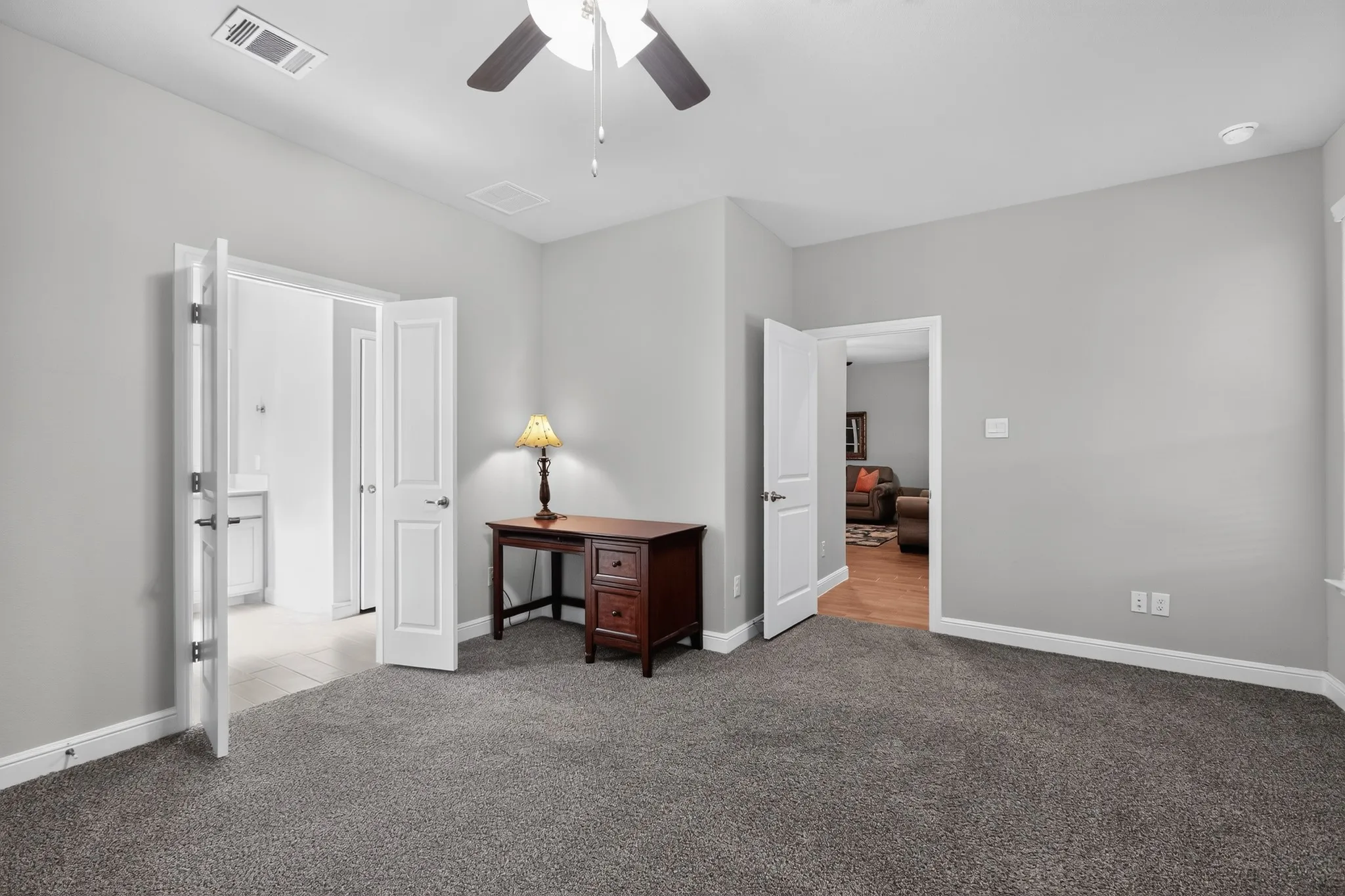 Single Family Residence For Sale in Tarrant County , 400 Dunmore Drive, Fort Worth, Texas 76052, 4 Bedroom, 2 Bathroom, 2 Garage spaces, 1,892 Sqft, built in 2023, mls#21370316, Real Estate Agent in Fort Worth, Homes For Sale in Tarrant county, Homes For Sale in Fort Worth, Realtor in Fort Worth Texas, Real Estate Brokerage Independent Realty Texas, Luminita Cordes Realtor