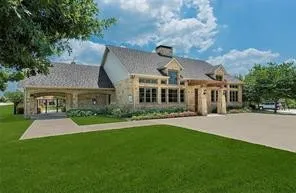 Single Family Residence For Rent in Denton County , 508 Fossil Creek Drive, Little Elm, Texas 75068, 4 Bedroom, 2 Bathroom, 2 Garage spaces, 2,015 Sqft, built in 2018, mls#21398075, Real Estate Agent in Little Elm, Homes For Rent in Denton county, Homes For Rent in Little Elm, Realtor in Little Elm Texas, Real Estate Brokerage Independent Realty Texas, Luminita Cordes Realtor
