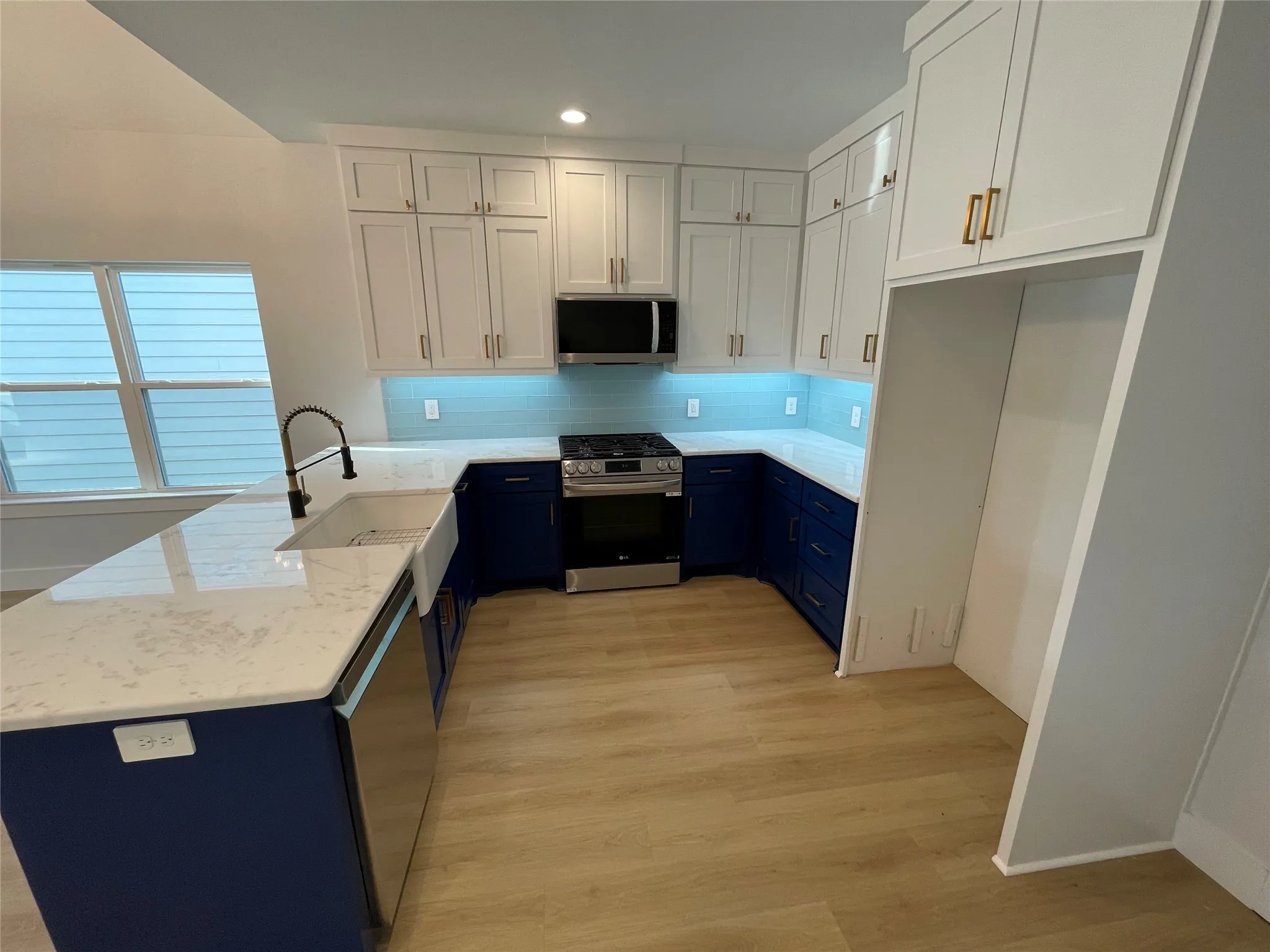Single Family Residence For Rent in Grayson County , 4918 Dry Creek Road, Sherman, Texas 75092, 3 Bedroom, 2 Bathroom, 2 Garage spaces, 1,408 Sqft, built in 2024, mls#21397683, Real Estate Agent in Sherman, Homes For Rent in Grayson county, Homes For Rent in Sherman, Realtor in Sherman Texas, Real Estate Brokerage Independent Realty Texas, Luminita Cordes Realtor