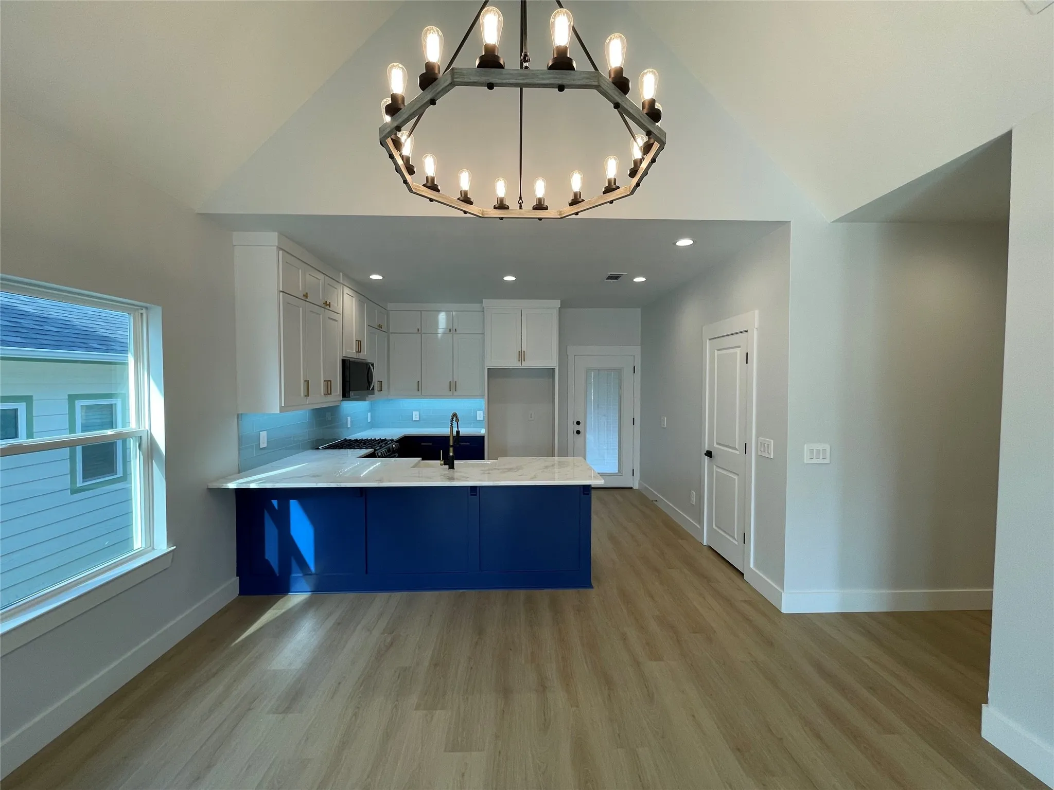 Single Family Residence For Rent in Grayson County , 4918 Dry Creek Road, Sherman, Texas 75092, 3 Bedroom, 2 Bathroom, 2 Garage spaces, 1,408 Sqft, built in 2024, mls#21397683, Real Estate Agent in Sherman, Homes For Rent in Grayson county, Homes For Rent in Sherman, Realtor in Sherman Texas, Real Estate Brokerage Independent Realty Texas, Luminita Cordes Realtor