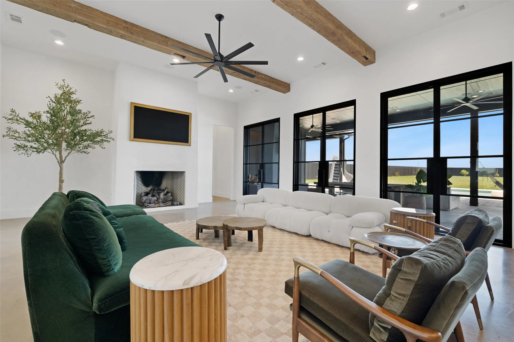 Farm For Sale in Hood County , 15313 Margarita Court, Lipan, Texas 76462, 5 Bedroom, 7 Bathroom, 4 Garage spaces, 6,106 Sqft, built in 2021, mls#21397884, Real Estate Agent in Lipan, Homes For Sale in Hood county, Homes For Sale in Lipan, Realtor in Lipan Texas, Real Estate Brokerage Independent Realty Texas, Luminita Cordes Realtor