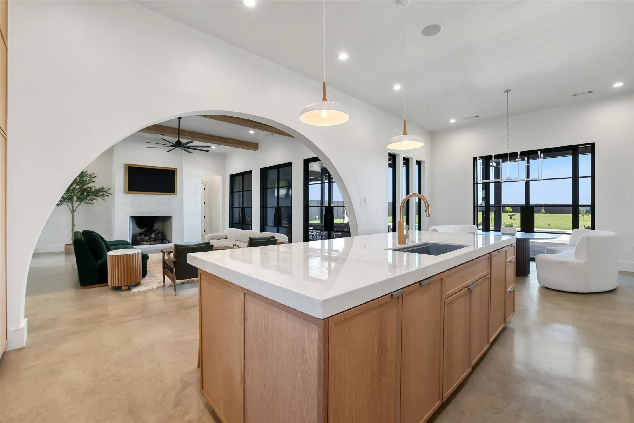 Farm For Sale in Hood County , 15313 Margarita Court, Lipan, Texas 76462, 5 Bedroom, 7 Bathroom, 4 Garage spaces, 6,106 Sqft, built in 2021, mls#21397884, Real Estate Agent in Lipan, Homes For Sale in Hood county, Homes For Sale in Lipan, Realtor in Lipan Texas, Real Estate Brokerage Independent Realty Texas, Luminita Cordes Realtor