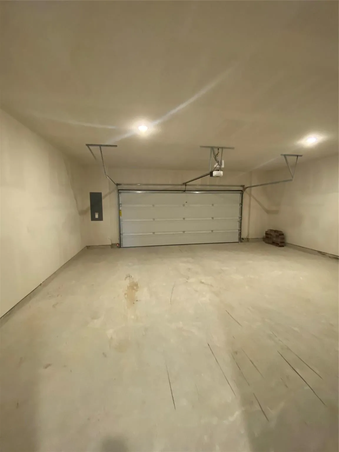 Spacious 2 Car Garage