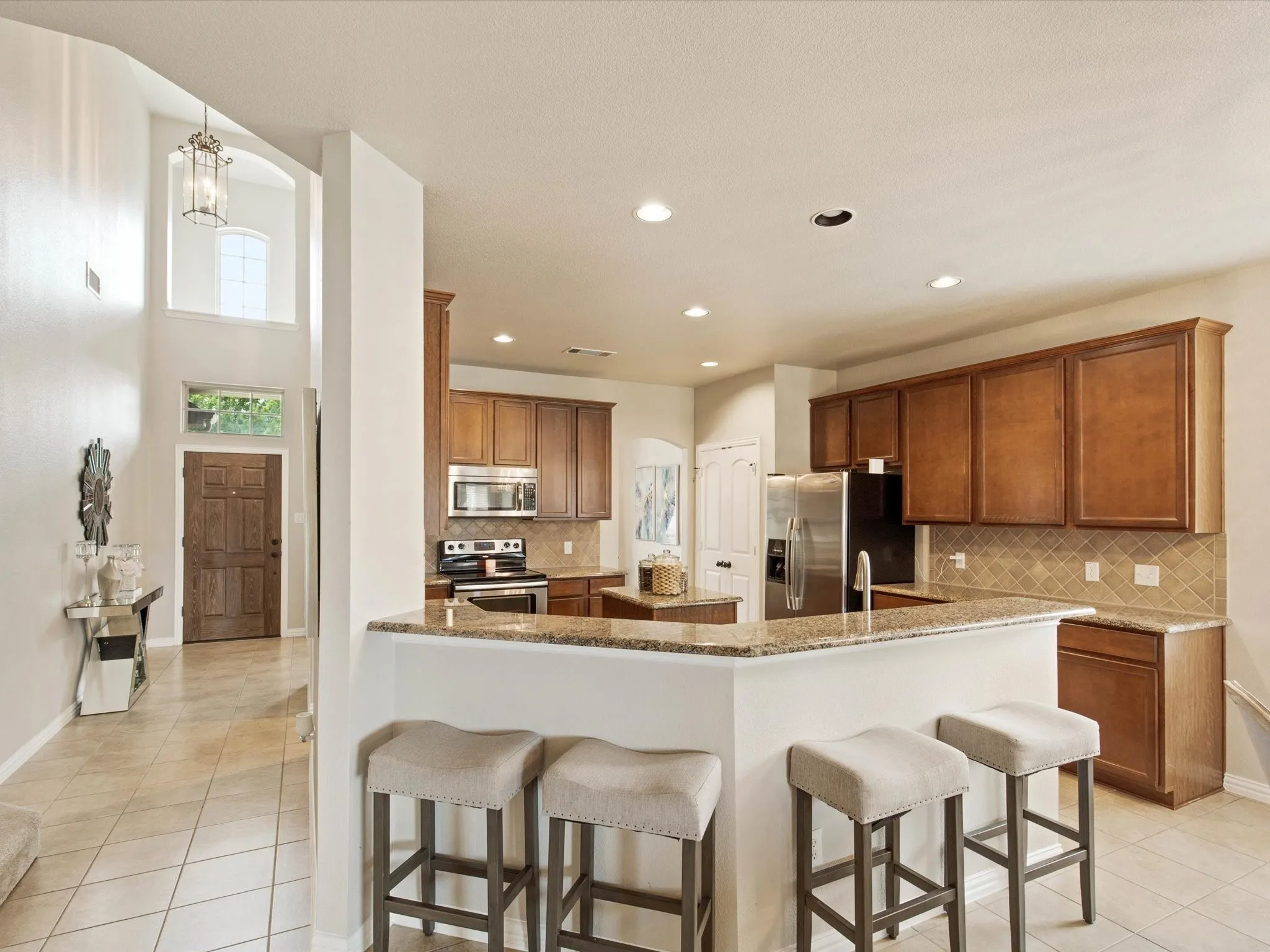 Single Family Residence For Sale in Tarrant County , 8720 Devonshire Drive, Fort Worth, Texas 76131, 3 Bedroom, 3 Bathroom, 2 Garage spaces, 2,547 Sqft, built in 2009, mls#21391579, Real Estate Agent in Fort Worth, Homes For Sale in Tarrant county, Homes For Sale in Fort Worth, Realtor in Fort Worth Texas, Real Estate Brokerage Independent Realty Texas, Luminita Cordes Realtor