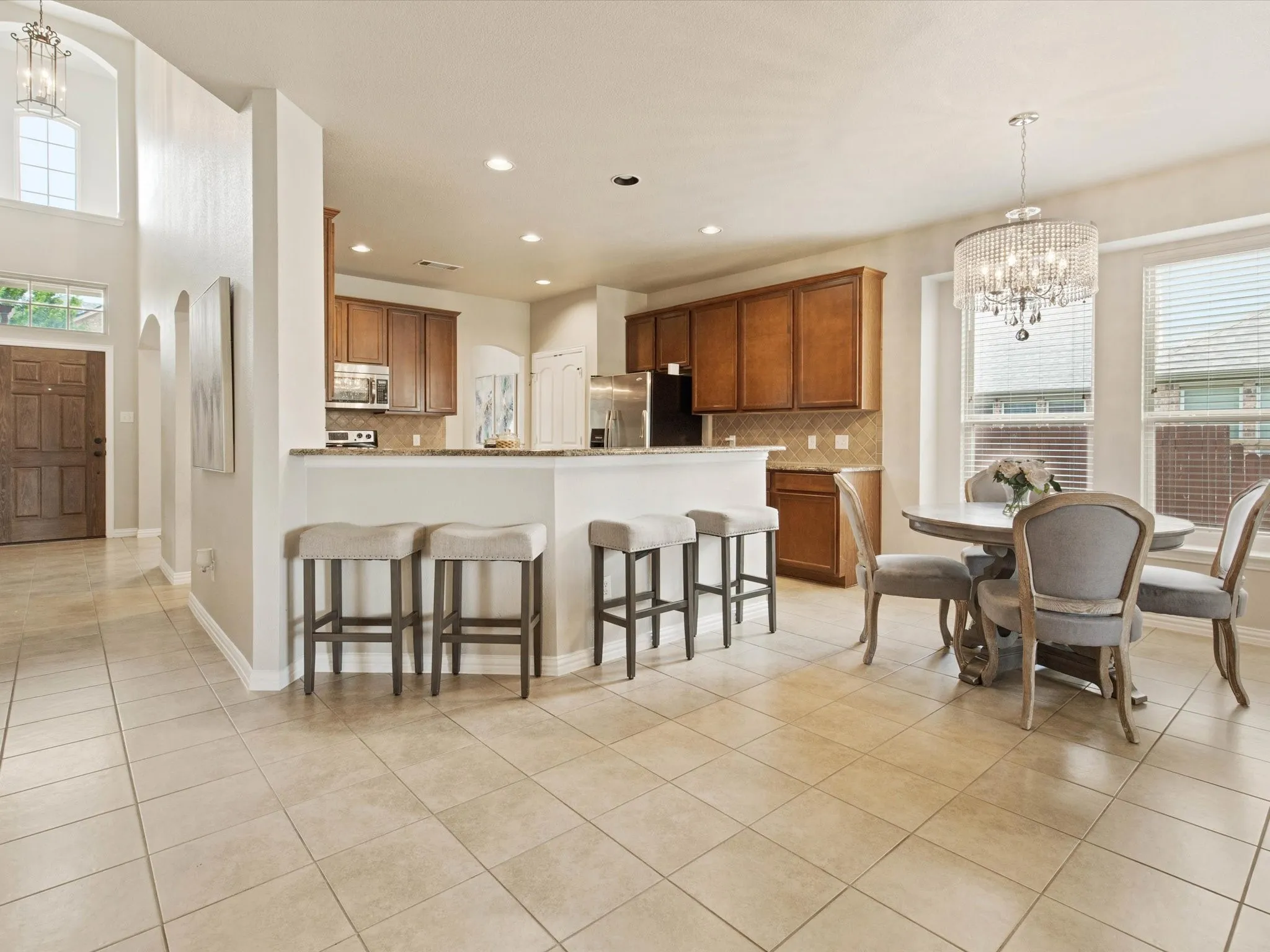 Single Family Residence For Sale in Tarrant County , 8720 Devonshire Drive, Fort Worth, Texas 76131, 3 Bedroom, 3 Bathroom, 2 Garage spaces, 2,547 Sqft, built in 2009, mls#21391579, Real Estate Agent in Fort Worth, Homes For Sale in Tarrant county, Homes For Sale in Fort Worth, Realtor in Fort Worth Texas, Real Estate Brokerage Independent Realty Texas, Luminita Cordes Realtor