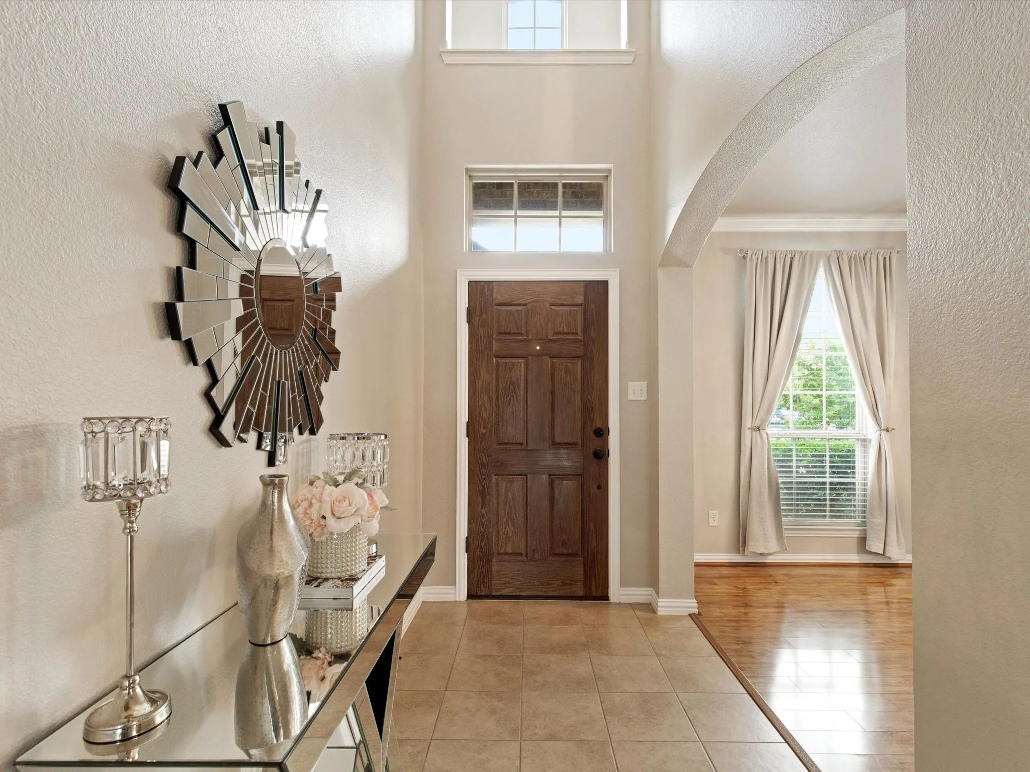 Single Family Residence For Sale in Tarrant County , 8720 Devonshire Drive, Fort Worth, Texas 76131, 3 Bedroom, 3 Bathroom, 2 Garage spaces, 2,547 Sqft, built in 2009, mls#21391579, Real Estate Agent in Fort Worth, Homes For Sale in Tarrant county, Homes For Sale in Fort Worth, Realtor in Fort Worth Texas, Real Estate Brokerage Independent Realty Texas, Luminita Cordes Realtor