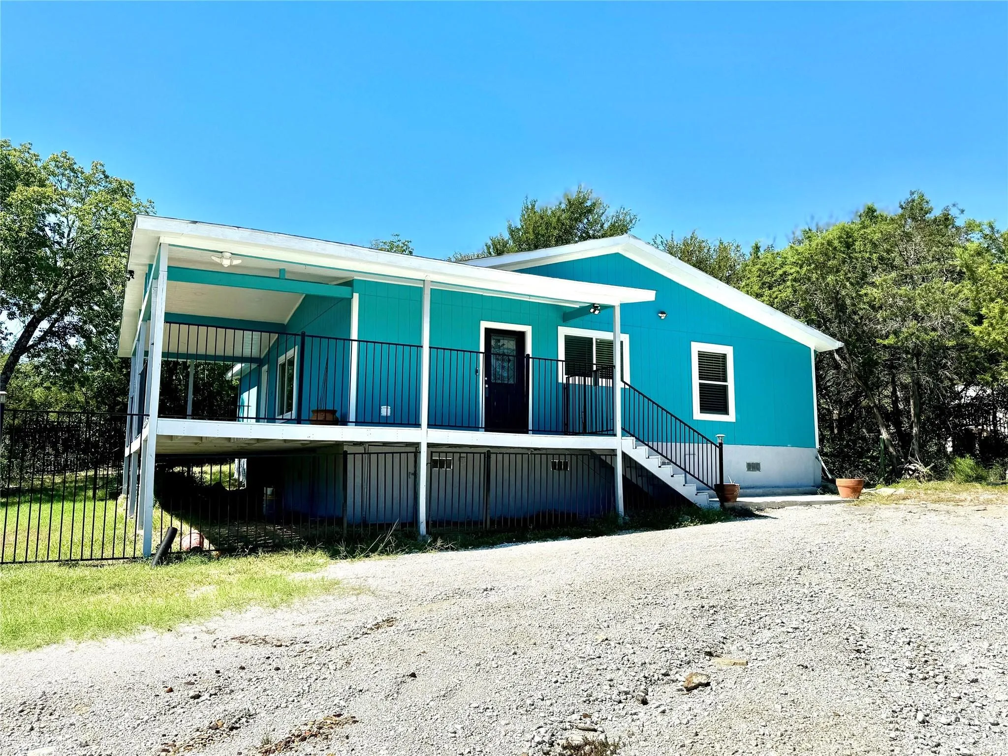 Single Family Residence For Rent in Hood County , 2618 Creekview Drive, Granbury, Texas 76048, 4 Bedroom, 3 Bathroom, Garage spaces, 1,480 Sqft, built in 2019, mls#21390888, Real Estate Agent in Granbury, Homes For Rent in Hood county, Homes For Rent in Granbury, Realtor in Granbury Texas, Real Estate Brokerage Independent Realty Texas, Luminita Cordes Realtor