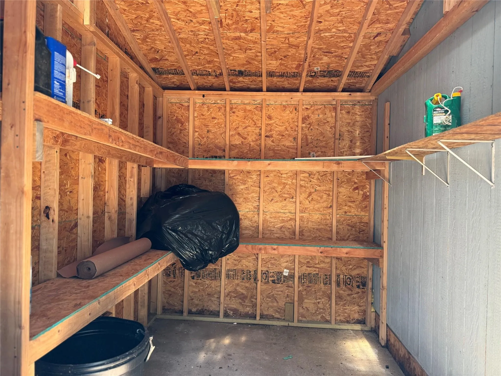 Single Family Residence For Rent in Hood County , 2618 Creekview Drive, Granbury, Texas 76048, 4 Bedroom, 3 Bathroom, Garage spaces, 1,480 Sqft, built in 2019, mls#21390888, Real Estate Agent in Granbury, Homes For Rent in Hood county, Homes For Rent in Granbury, Realtor in Granbury Texas, Real Estate Brokerage Independent Realty Texas, Luminita Cordes Realtor