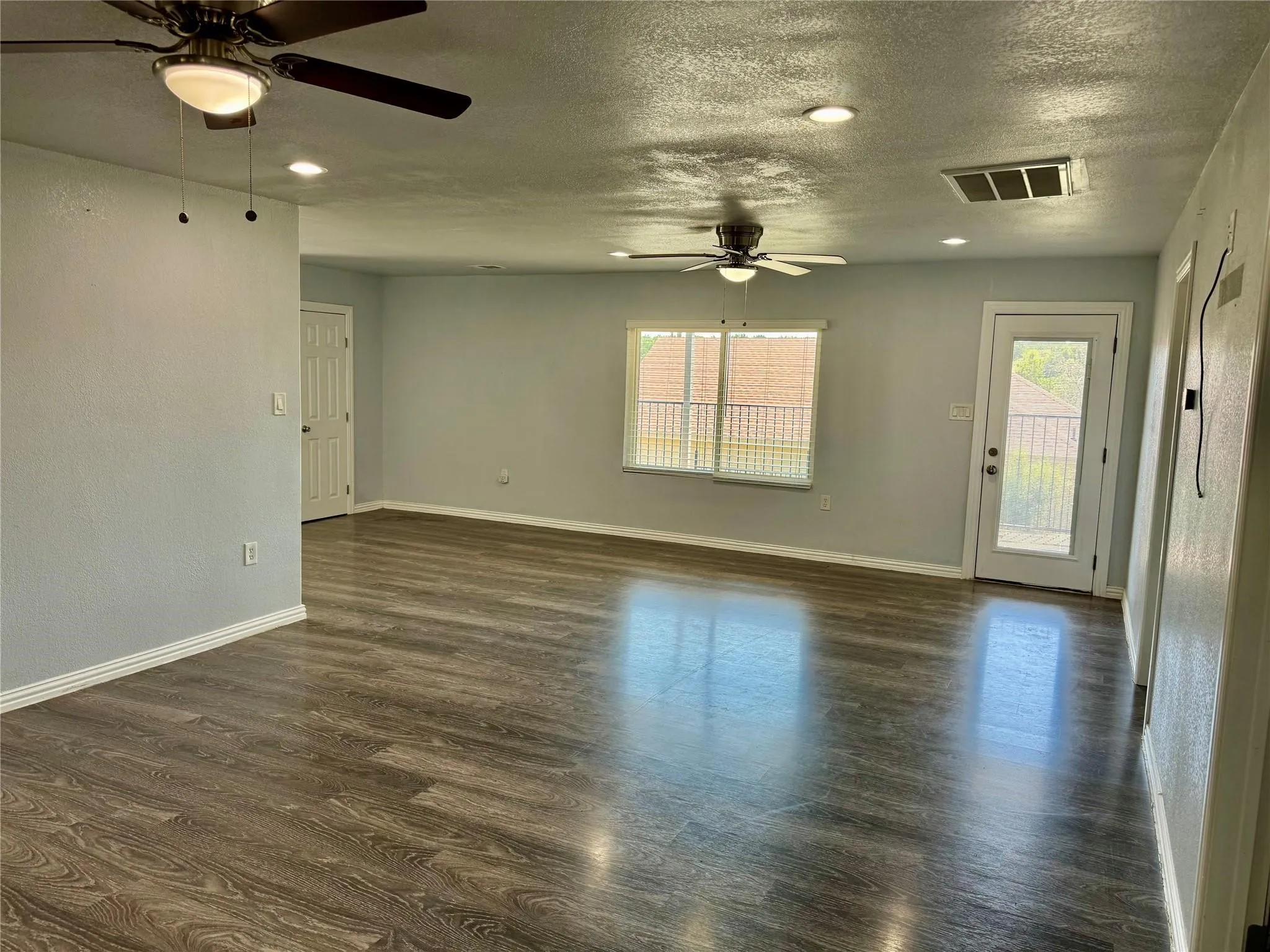 Single Family Residence For Rent in Hood County , 2618 Creekview Drive, Granbury, Texas 76048, 4 Bedroom, 3 Bathroom, Garage spaces, 1,480 Sqft, built in 2019, mls#21390888, Real Estate Agent in Granbury, Homes For Rent in Hood county, Homes For Rent in Granbury, Realtor in Granbury Texas, Real Estate Brokerage Independent Realty Texas, Luminita Cordes Realtor