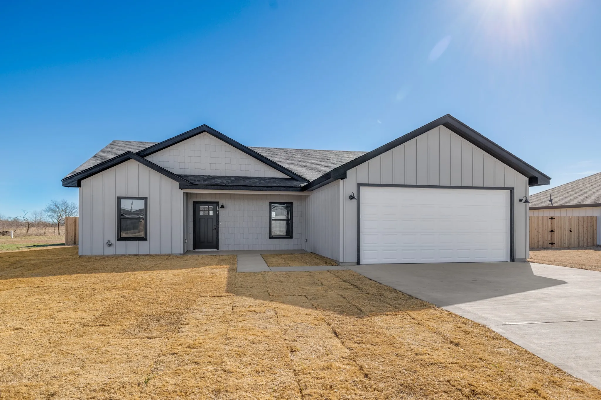 Single Family Residence For Sale in Callahan County , 808 Ruger Drive, Clyde, Texas 79510, 3 Bedroom, 2 Bathroom, 2 Garage spaces, 1,410 Sqft, built in 2026, mls#21398099, Real Estate Agent in Clyde, Homes For Sale in Callahan county, Homes For Sale in Clyde, Realtor in Clyde Texas, Real Estate Brokerage Independent Realty Texas, Luminita Cordes Realtor