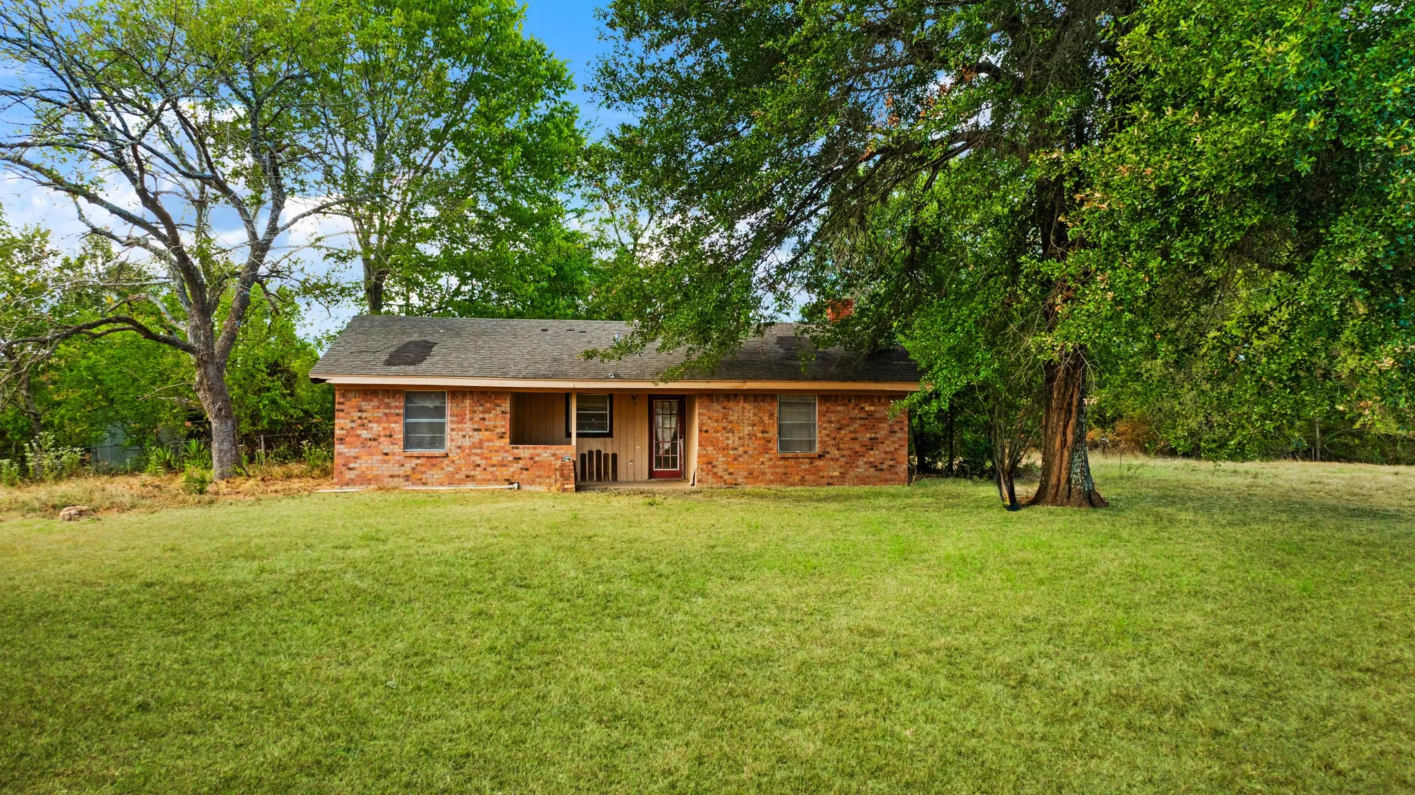 Improved Land For Sale in Lamar County , 1713 County Road 43500, Paris, Texas 75462, 0, 0, Garage spaces, 0 Sqft, built in 2015, mls#21397671, Real Estate Agent in Paris, Homes For Sale in Lamar county, Homes For Sale in Paris, Realtor in Paris Texas, Real Estate Brokerage Independent Realty Texas, Luminita Cordes Realtor