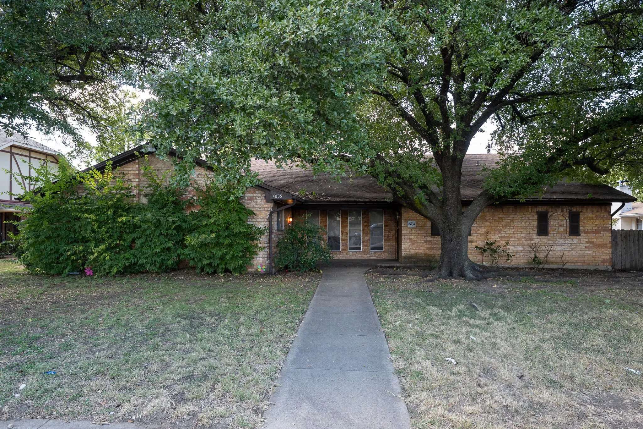 For Sale in Dallas County , 4835 Berridge Lane, Dallas, Texas 75227, 0, 0, 2 Garage spaces, 0 Sqft, built in 1999, mls#21398103, Real Estate Agent in Dallas, Homes For Sale in Dallas county, Homes For Sale in Dallas, Realtor in Dallas Texas, Real Estate Brokerage Independent Realty Texas, Luminita Cordes Realtor