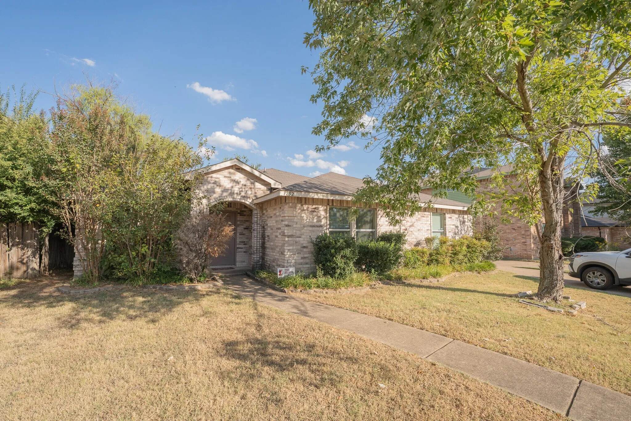 For Sale in Dallas County , 4835 Berridge Lane, Dallas, Texas 75227, 0, 0, 2 Garage spaces, 0 Sqft, built in 1999, mls#21398103, Real Estate Agent in Dallas, Homes For Sale in Dallas county, Homes For Sale in Dallas, Realtor in Dallas Texas, Real Estate Brokerage Independent Realty Texas, Luminita Cordes Realtor