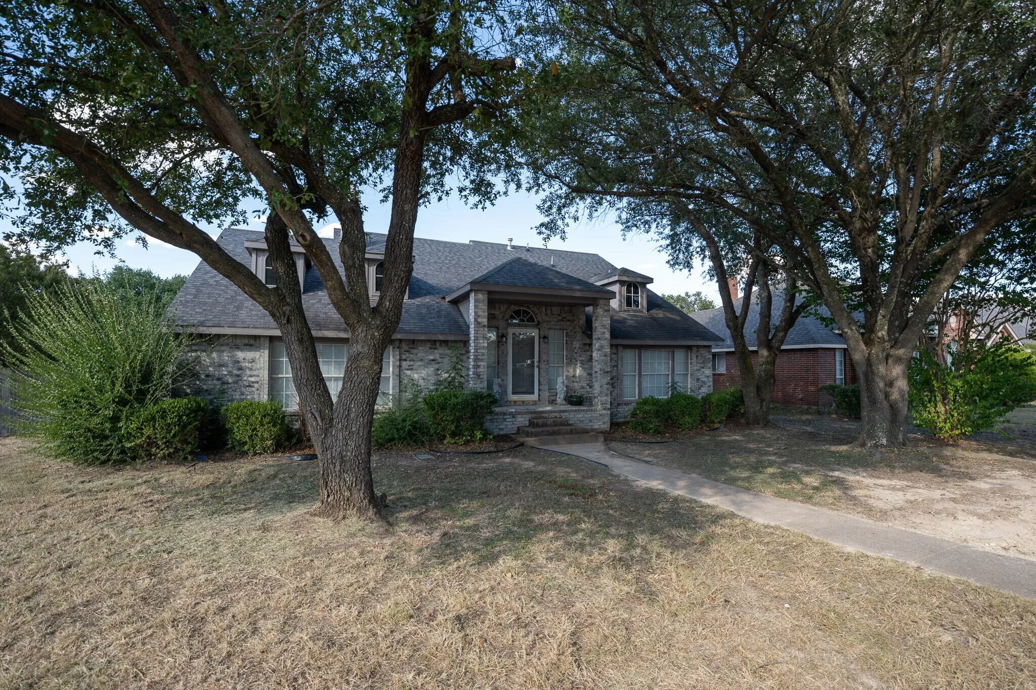 For Sale in Dallas County , 4835 Berridge Lane, Dallas, Texas 75227, 0, 0, 2 Garage spaces, 0 Sqft, built in 1999, mls#21398103, Real Estate Agent in Dallas, Homes For Sale in Dallas county, Homes For Sale in Dallas, Realtor in Dallas Texas, Real Estate Brokerage Independent Realty Texas, Luminita Cordes Realtor