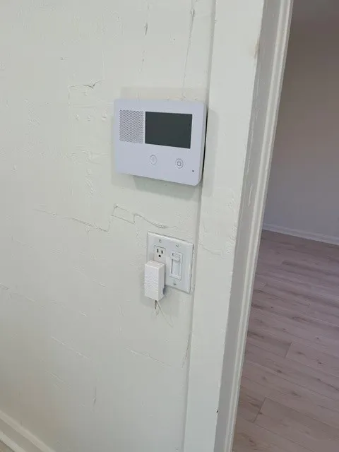 Landlord-provided photo.