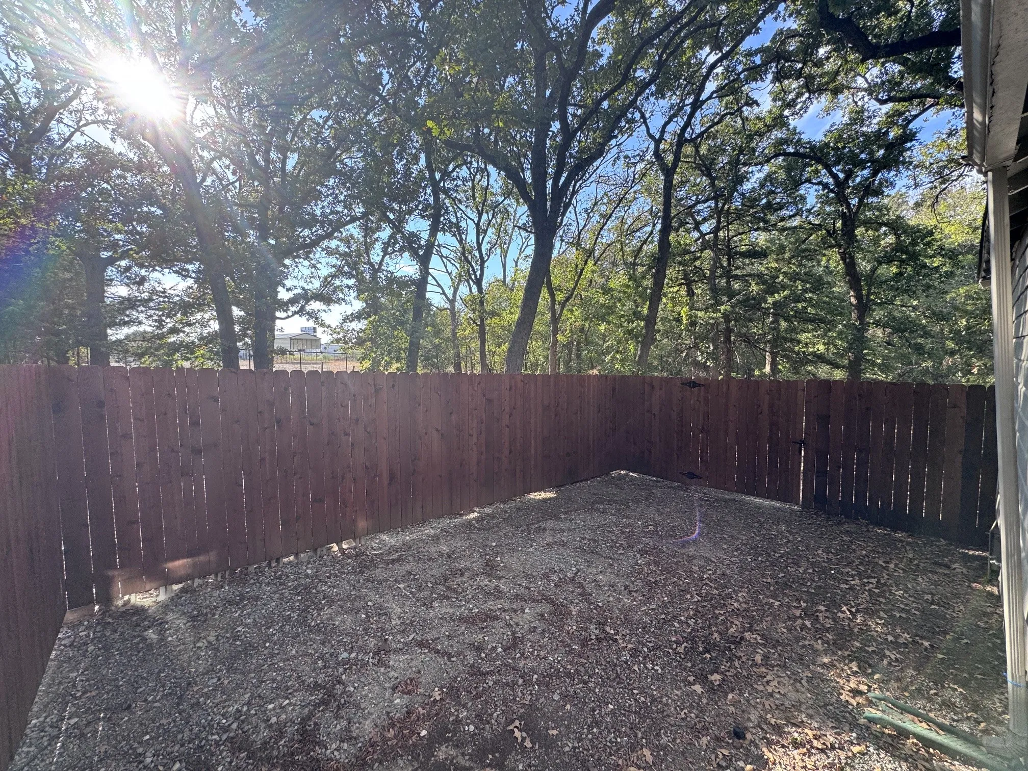 Single Family Residence For Rent in Grayson County , 331 Frosty Hollow Road, Denison, Texas 75021, 2 Bedroom, 1 Bathroom, Garage spaces, 700 Sqft, built in 1945, mls#21391510, Real Estate Agent in Denison, Homes For Rent in Grayson county, Homes For Rent in Denison, Realtor in Denison Texas, Real Estate Brokerage Independent Realty Texas, Luminita Cordes Realtor