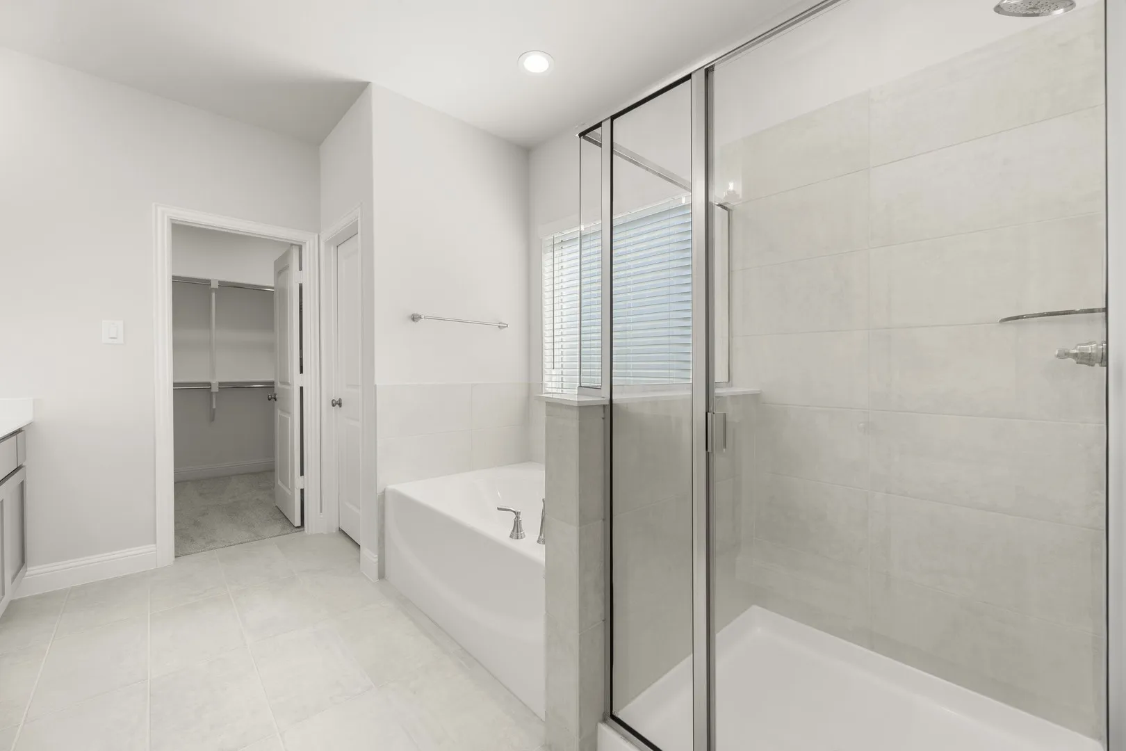 28. 2126 Rhodora - Bath (3).jpg