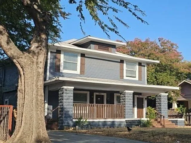 Duplex For Sale in Tarrant County , 2840 Travis Avenue, Fort Worth, Texas 76110, 4 Bedroom, 4 Bathroom, Garage spaces, 0 Sqft, built in 1918, mls#21398108, Real Estate Agent in Fort Worth, Homes For Sale in Tarrant county, Homes For Sale in Fort Worth, Realtor in Fort Worth Texas, Real Estate Brokerage Independent Realty Texas, Luminita Cordes Realtor