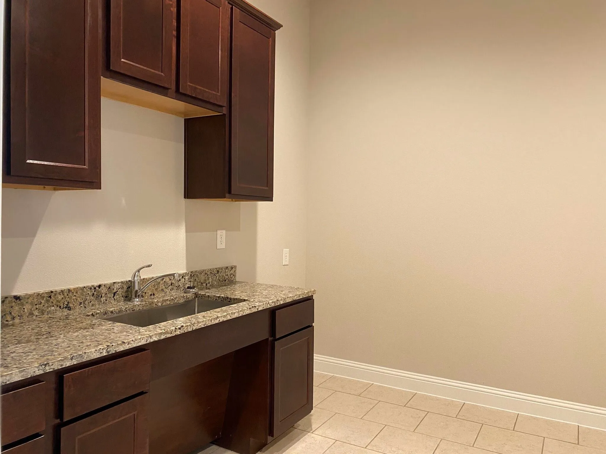Office For Sale in Denton County , 2601 Little Elm Parkway 602, Little Elm, Texas 75068, 0, 0, Garage spaces, 0 Sqft, built in 2019, mls#21398096, Real Estate Agent in Little Elm, Homes For Sale in Denton county, Homes For Sale in Little Elm, Realtor in Little Elm Texas, Real Estate Brokerage Independent Realty Texas, Luminita Cordes Realtor