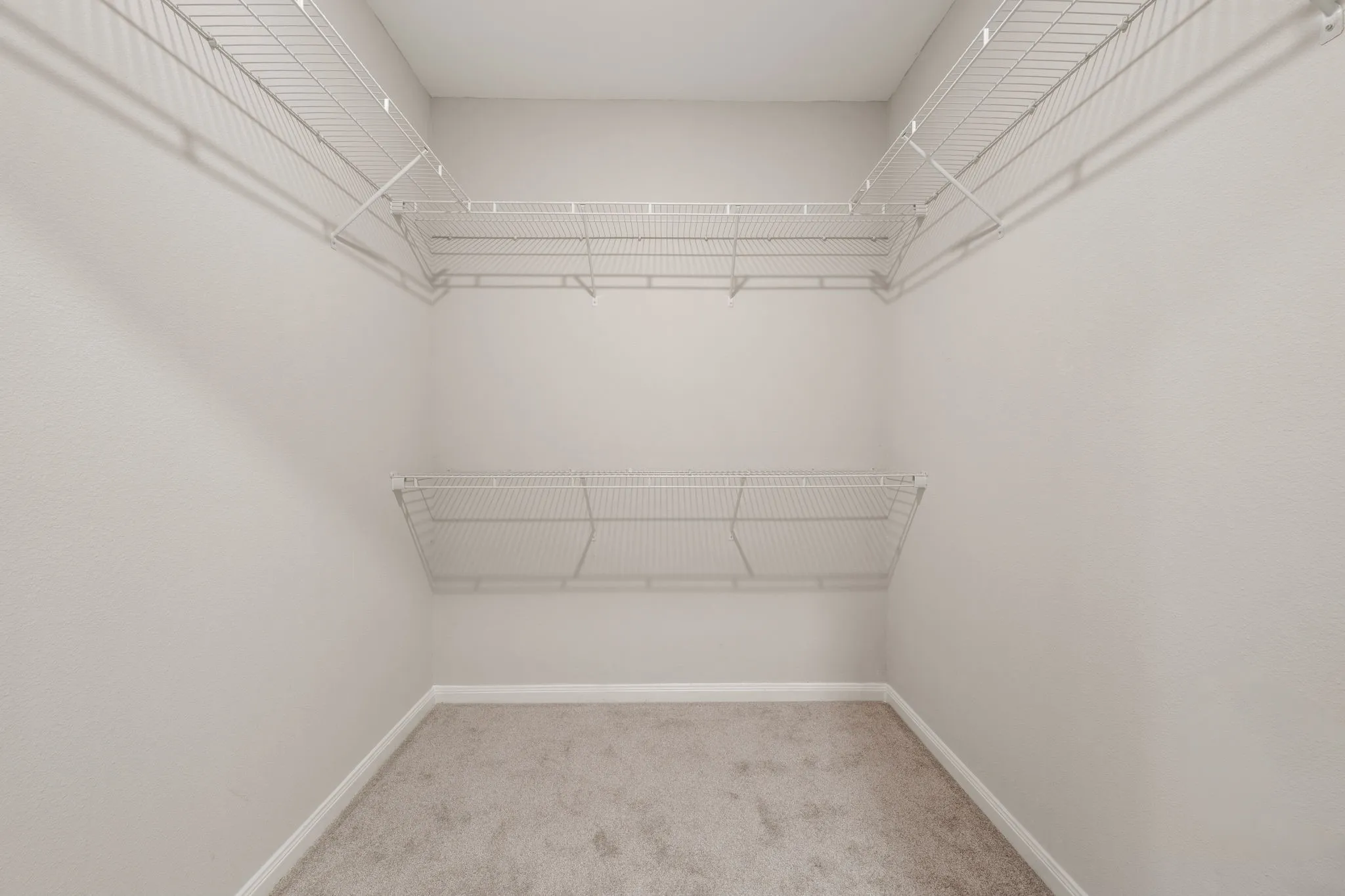 Single Family Residence For Sale in Ellis County , 101 Austin Avenue, Venus, Texas 76084, 5 Bedroom, 3 Bathroom, 2 Garage spaces, 2,587 Sqft, built in 2020, mls#21398109, Real Estate Agent in Venus, Homes For Sale in Ellis county, Homes For Sale in Venus, Realtor in Venus Texas, Real Estate Brokerage Independent Realty Texas, Luminita Cordes Realtor